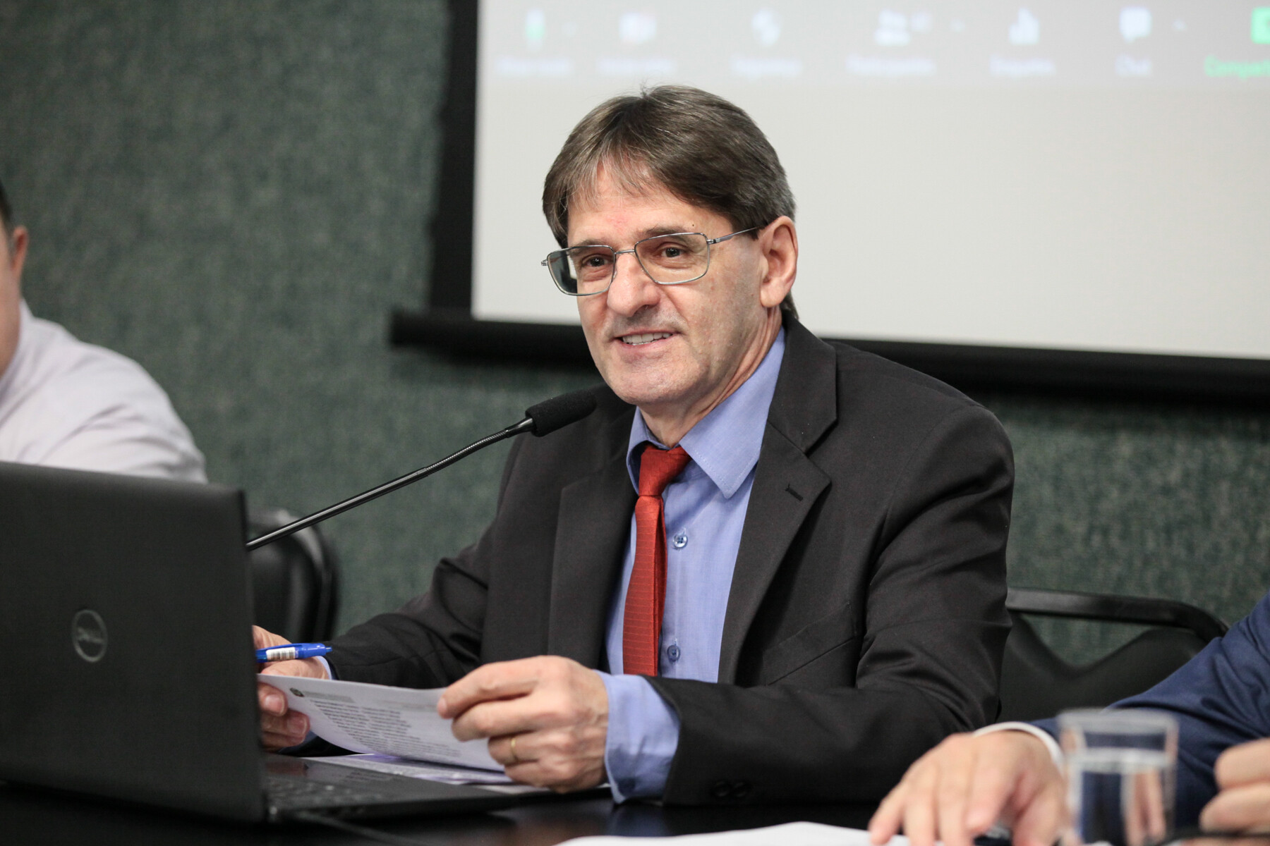 Deputado Neodi Saretta (PT), presidente da Comissão de Saúde da Alesc.