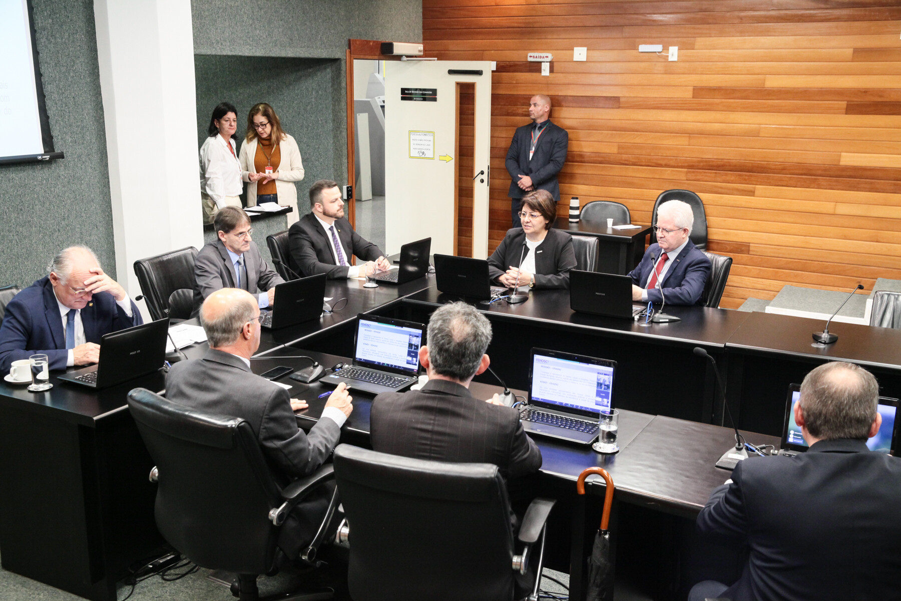 Situação da Política Pública Hospitalar de SC pauta debate na Comissão de Saúde