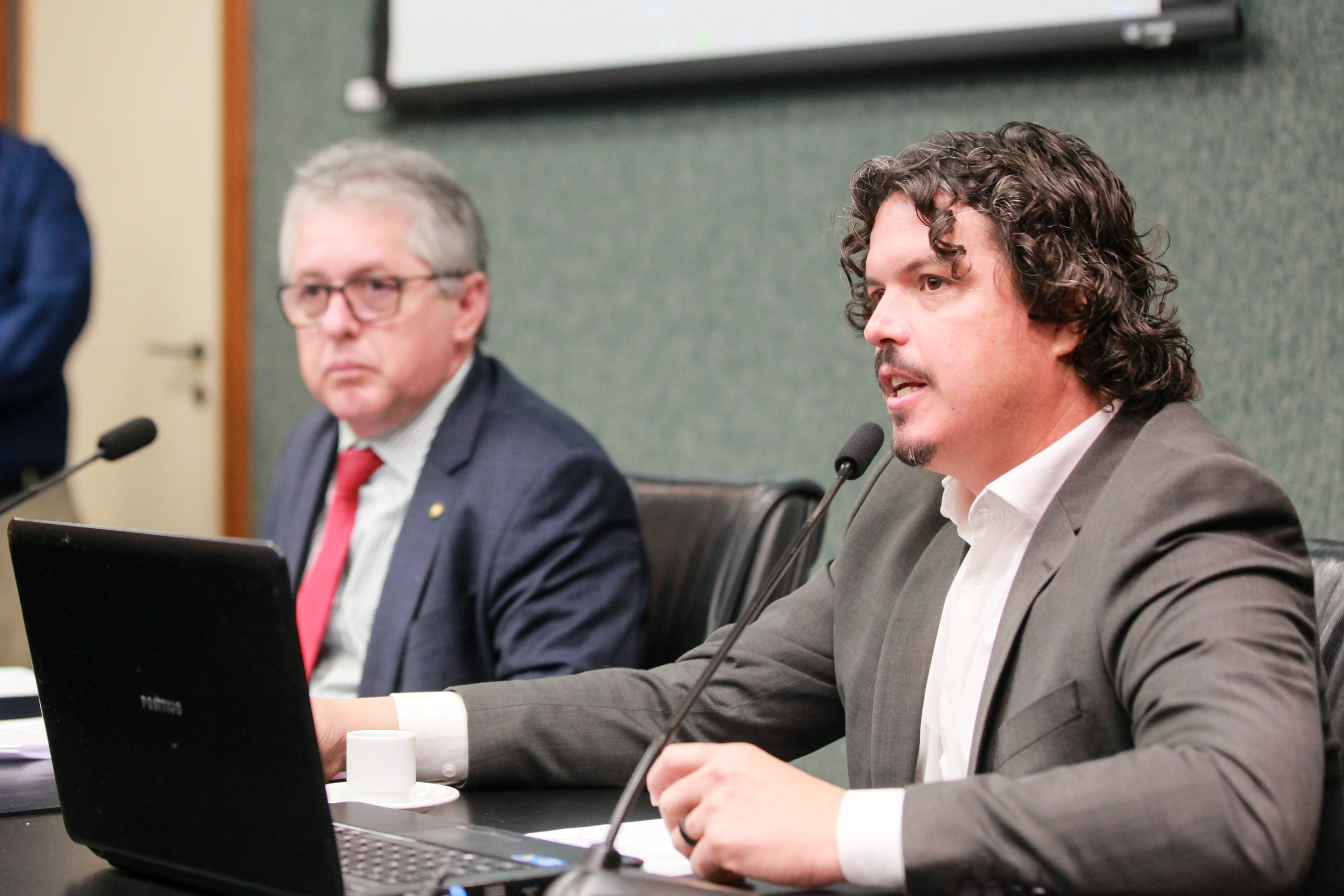 Comissão de Assuntos Municipais - Deputado Tiago Zilli (MDB)- Deputado Marquito (PSOL)