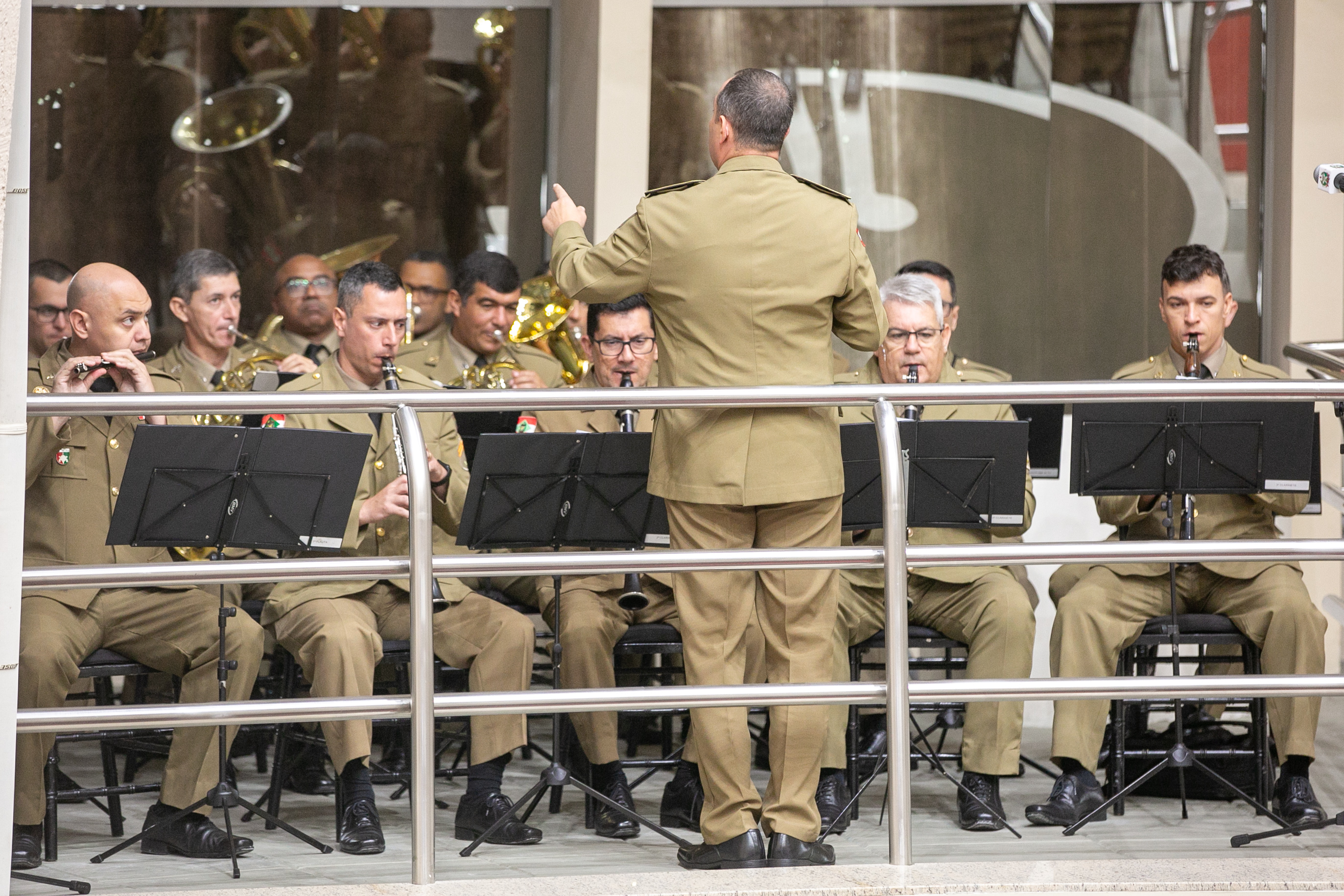 INTERRUPÇÃO DA SESSÃO - 130 anos da banda da Polícia Militar de Santa Catarina