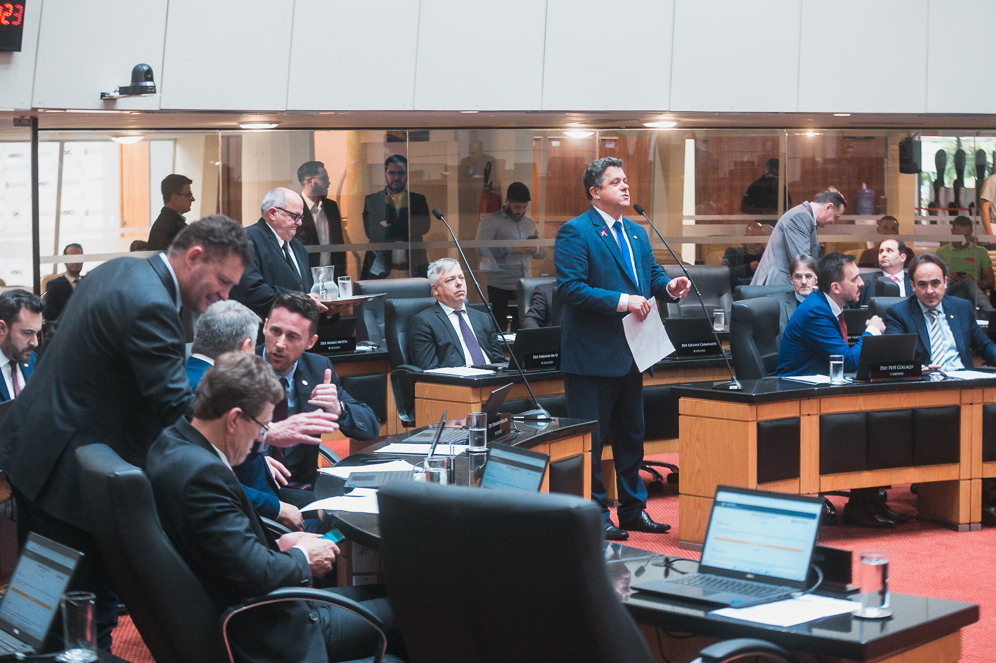 Aprovado PL que trata do pagamento de custas processuais pelos advogados
