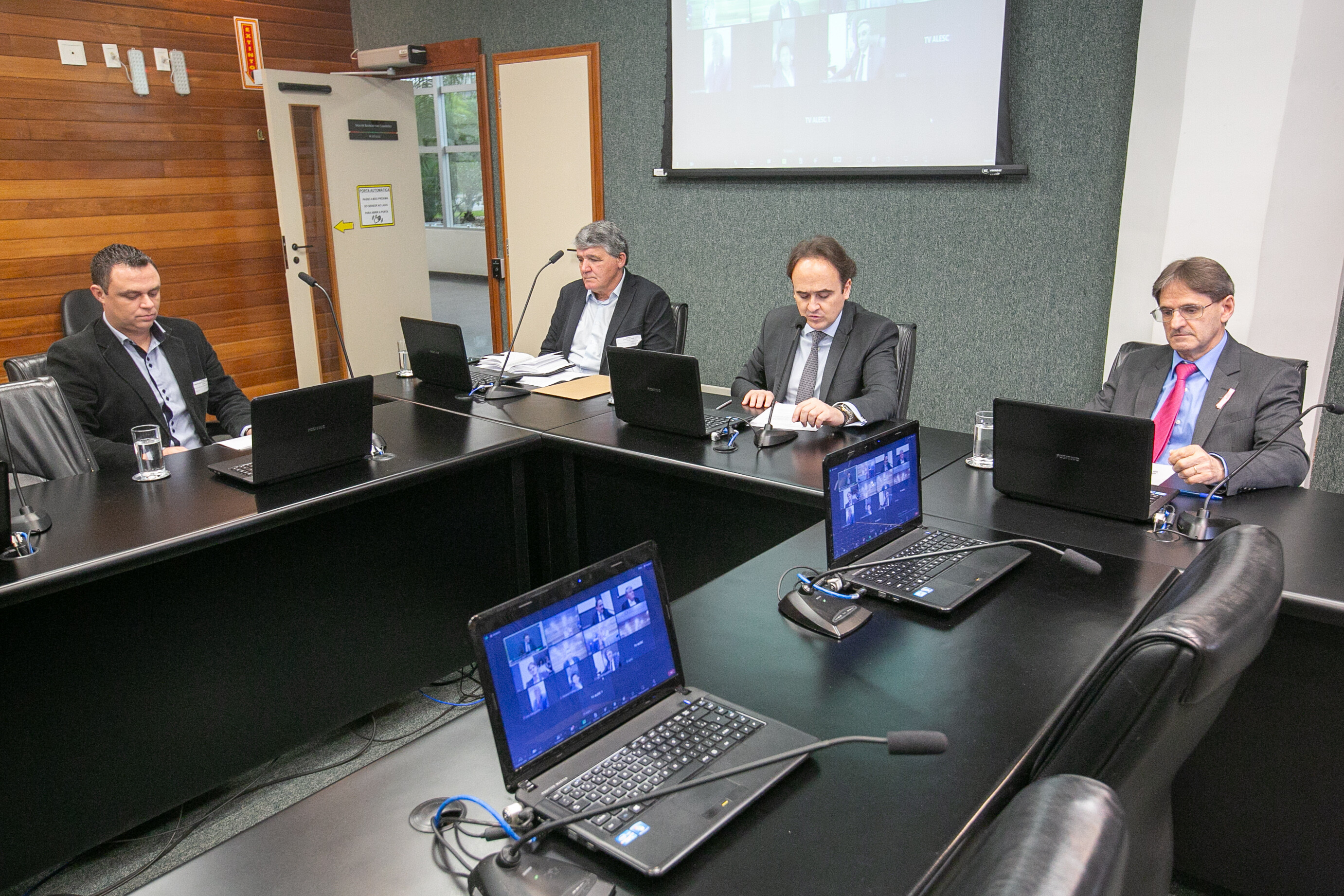 Cooperativa pede isenção de ICMS e ISS para importação de aço