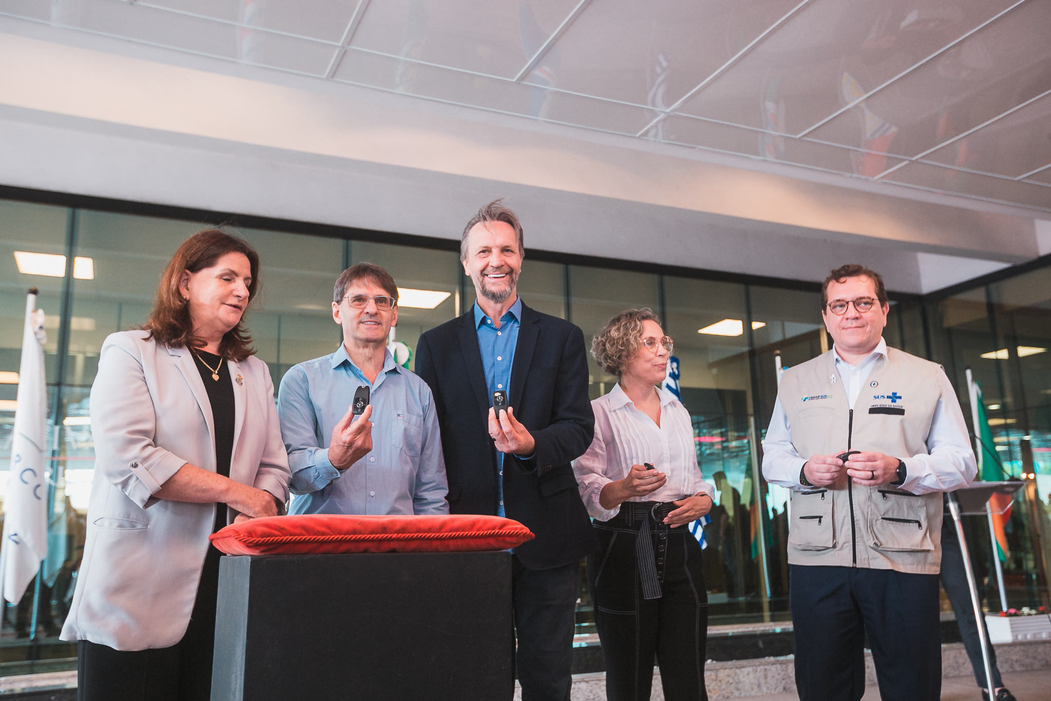 Ato oficial de entrega de Ambulâncias