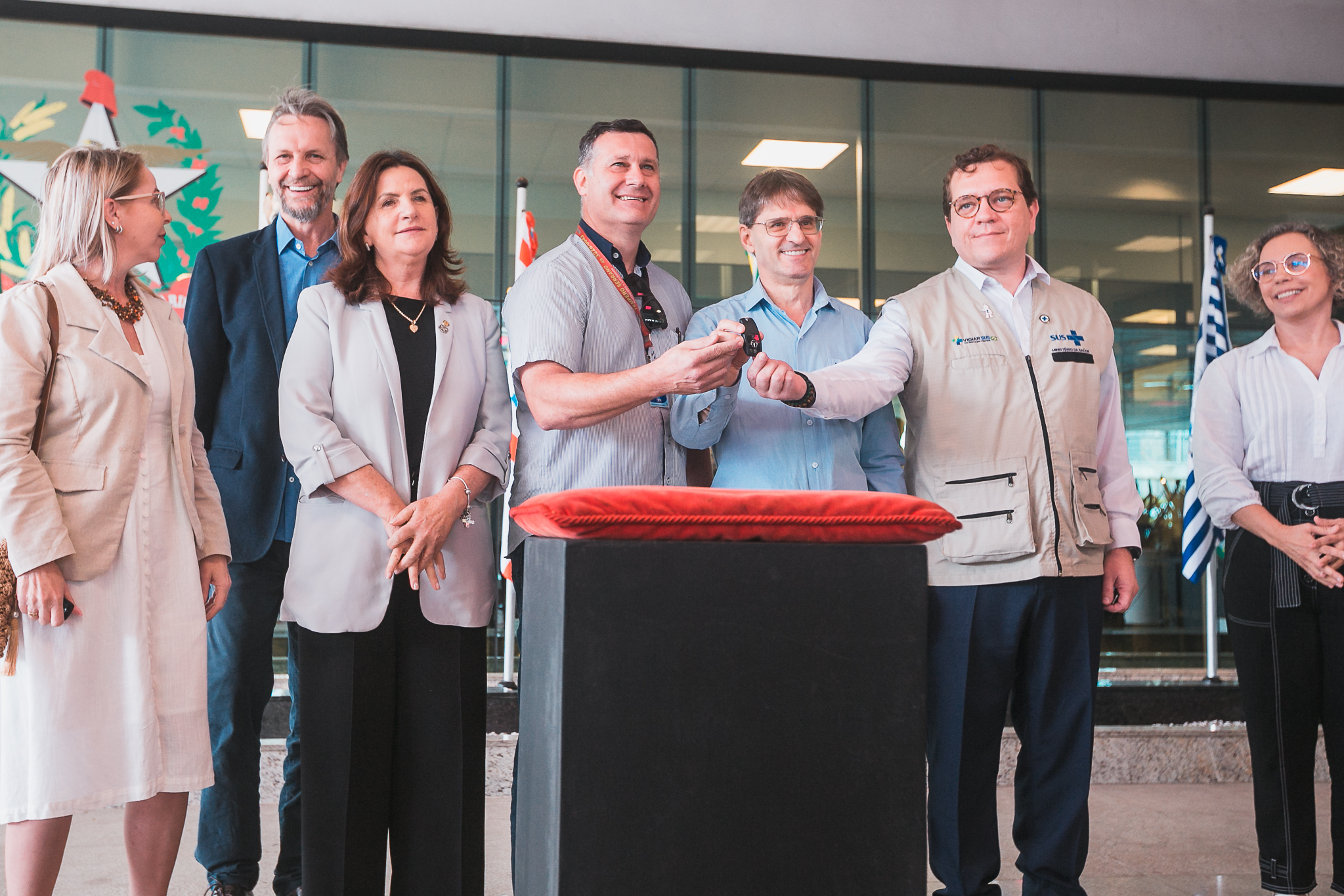 Ato oficial de entrega de Ambulâncias