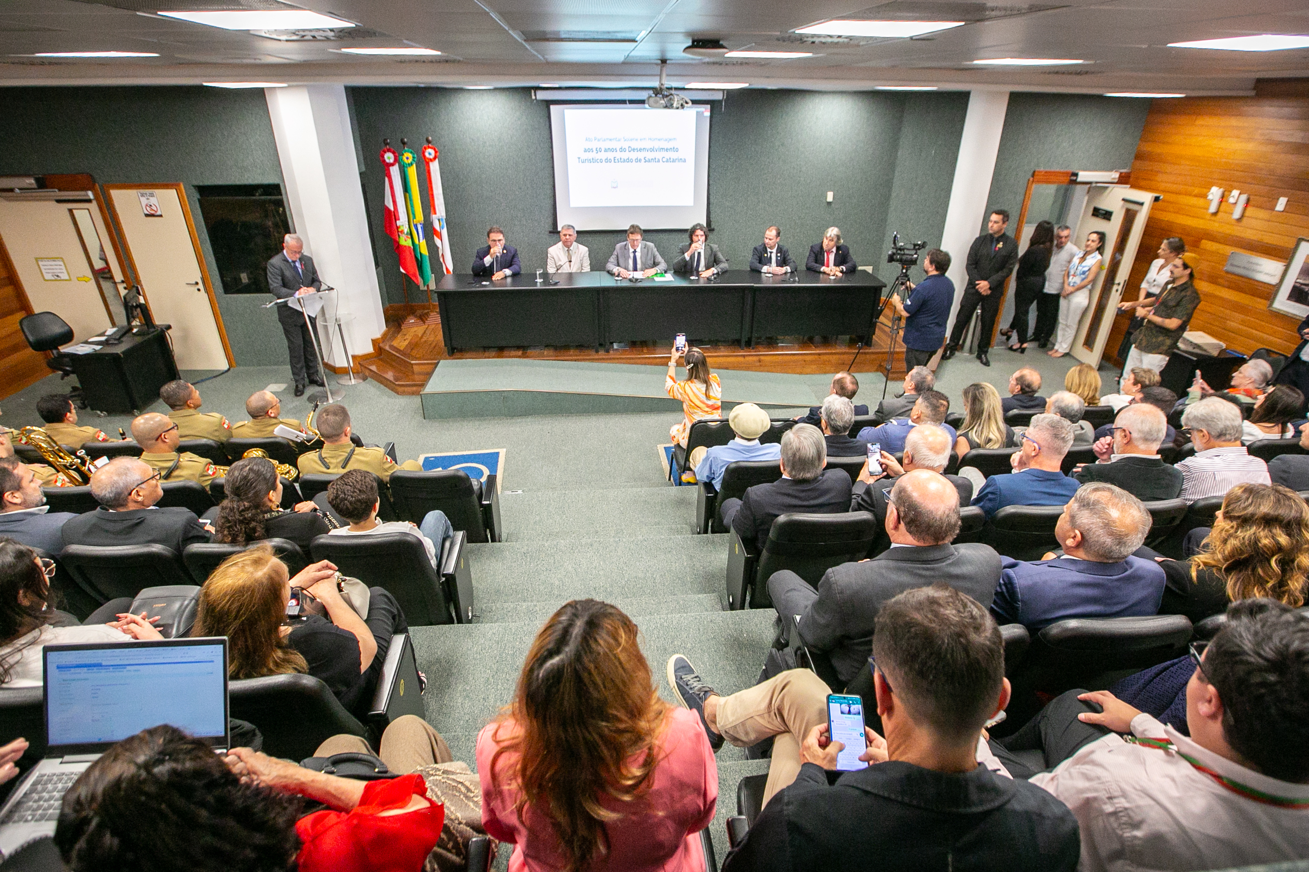 ATO PARLAMENTAR SOLENE - 50 anos do Desenvolvimento Turístico do Estado de Santa Catarina