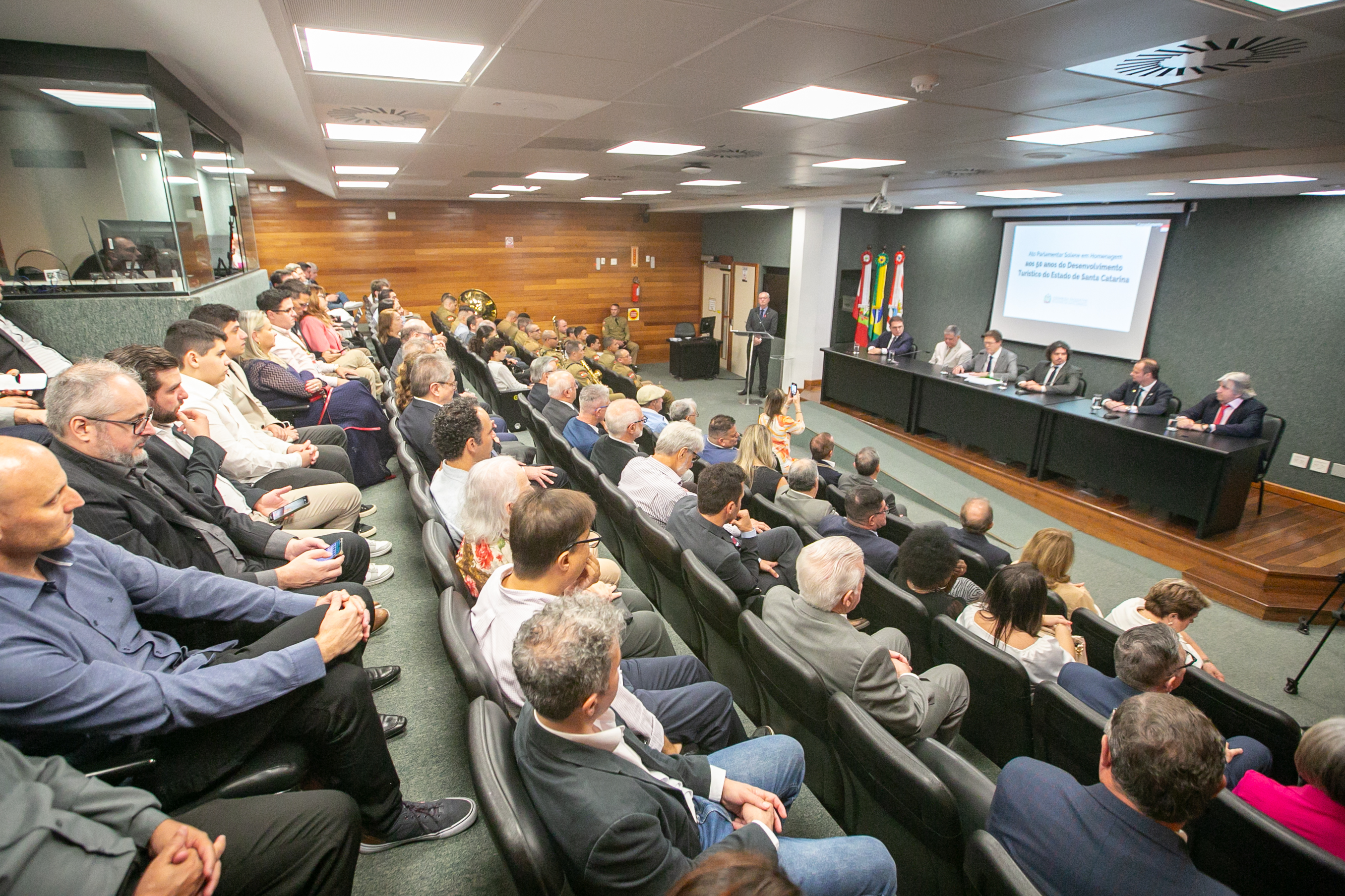 ATO PARLAMENTAR SOLENE - 50 anos do Desenvolvimento Turístico do Estado de Santa Catarina