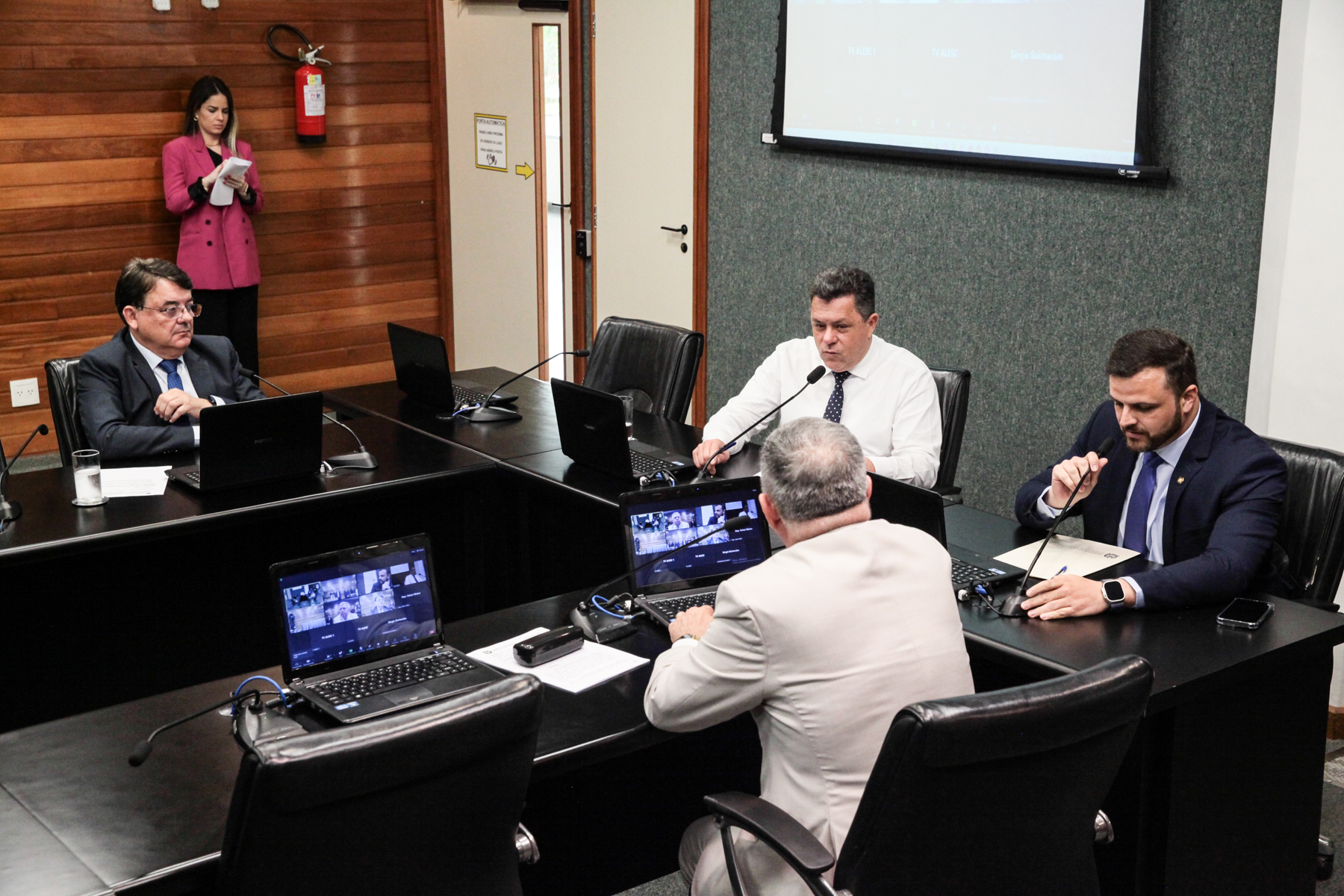 Comissão de Trabalho, Administração e Serviço Público