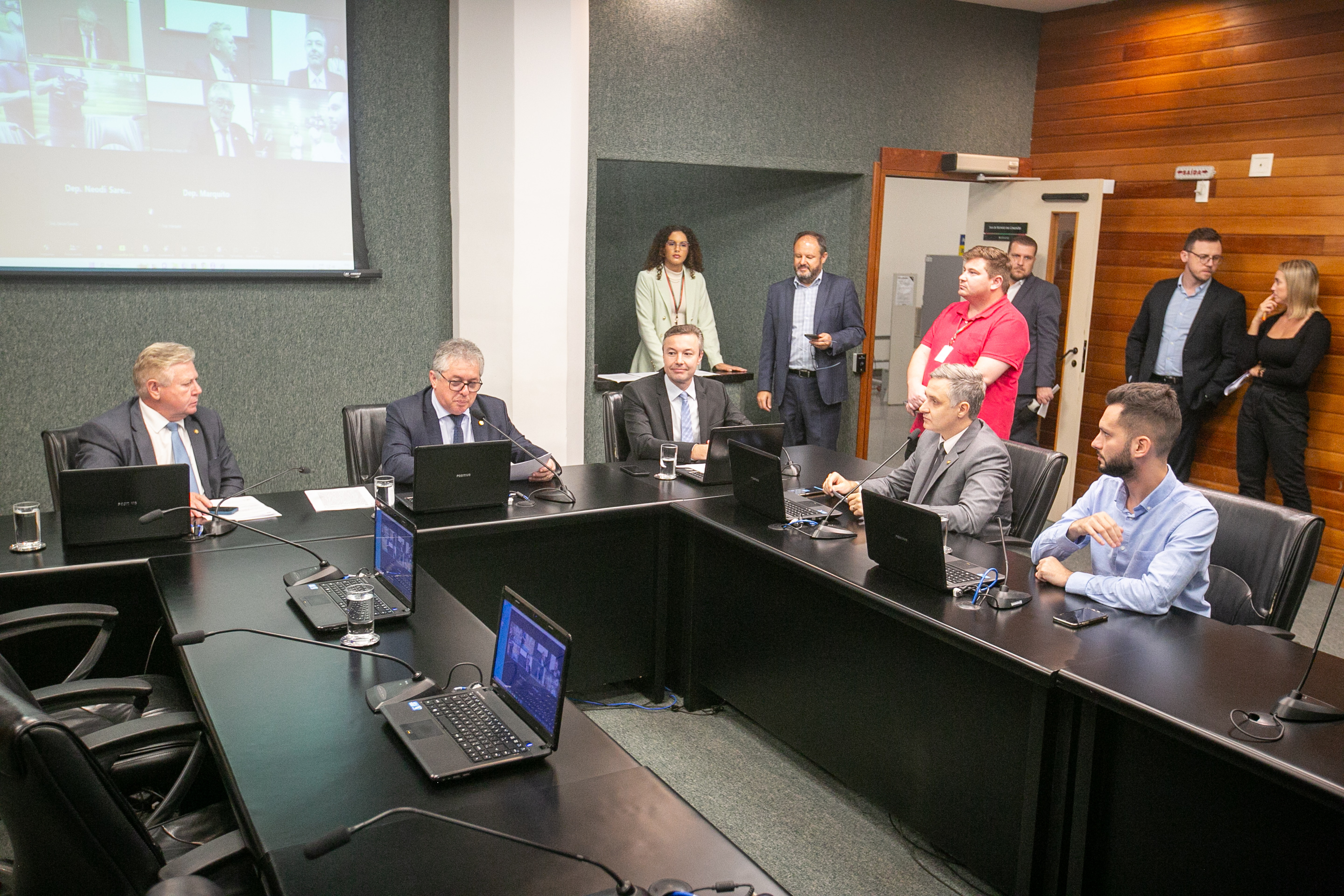 Comissão de Assuntos Municipais