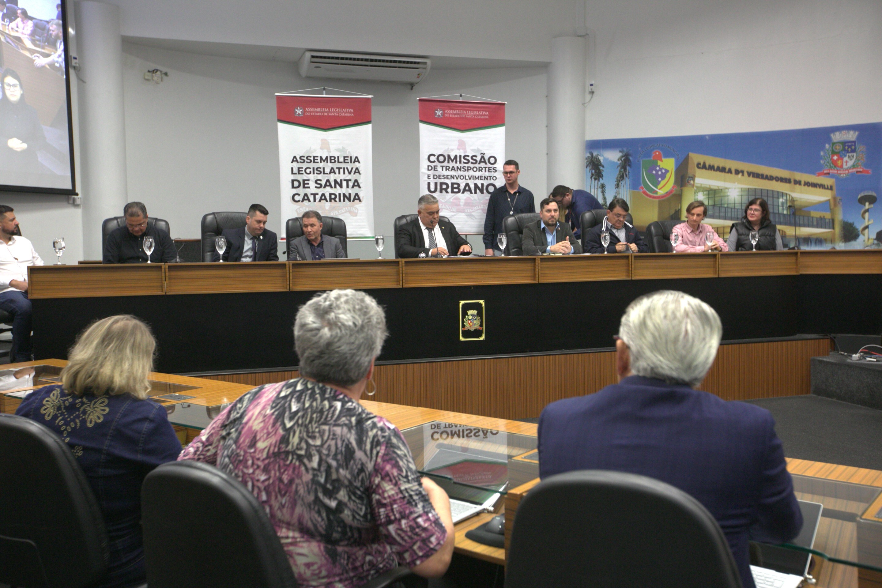 Assunto foi discutido em audiência pública da Alesc, na noite desta segunda (16), em Joinville