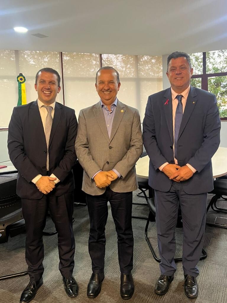 Deputado Camilo Martins, governador Jorginho Mello e deputado Ivan Naatz