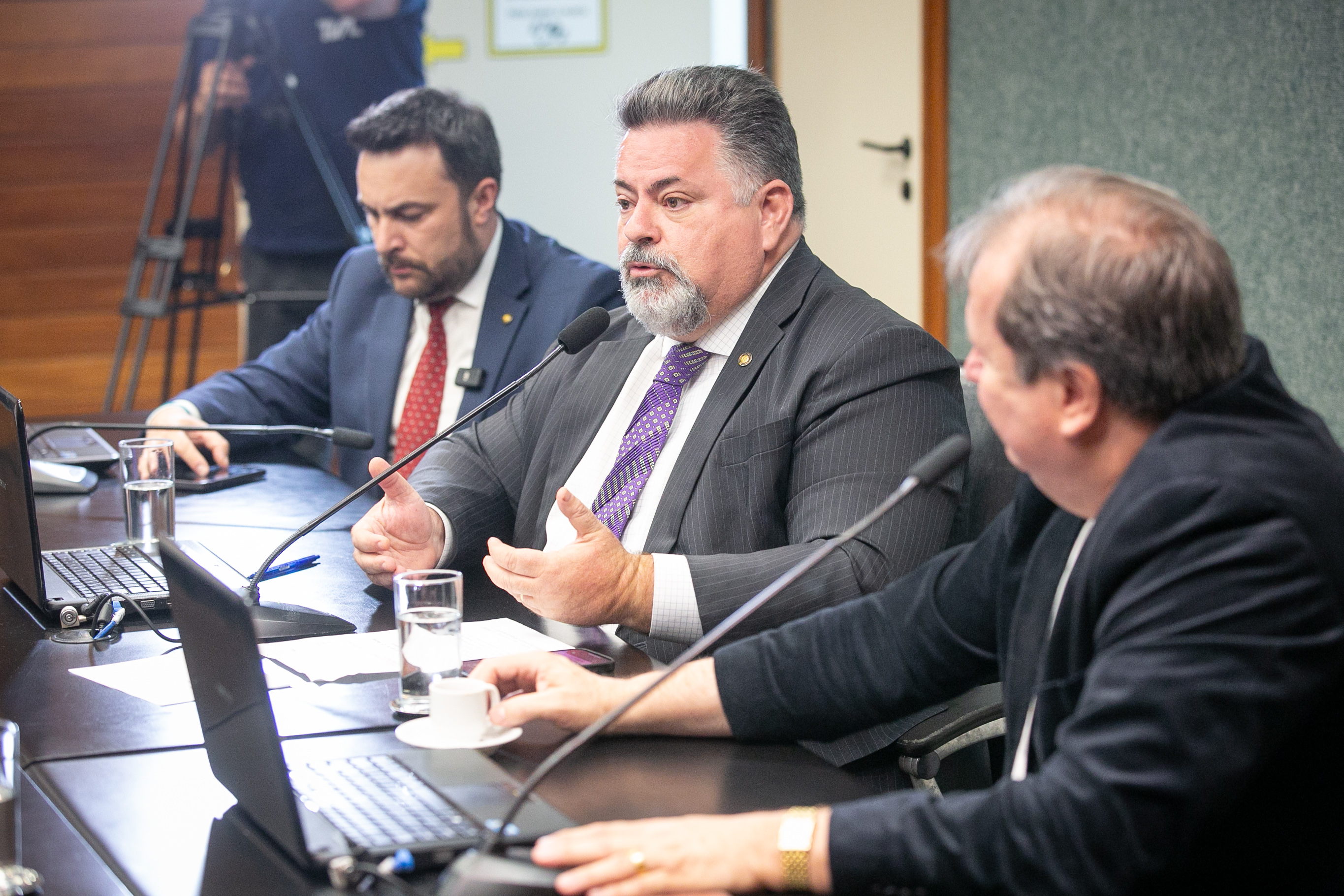 - Deputado Marcius Machado (PL)  - Deputado Sergio Motta (Republicanos) -Luiz Ricardo Espíndola- Conselheiro CRC.SC