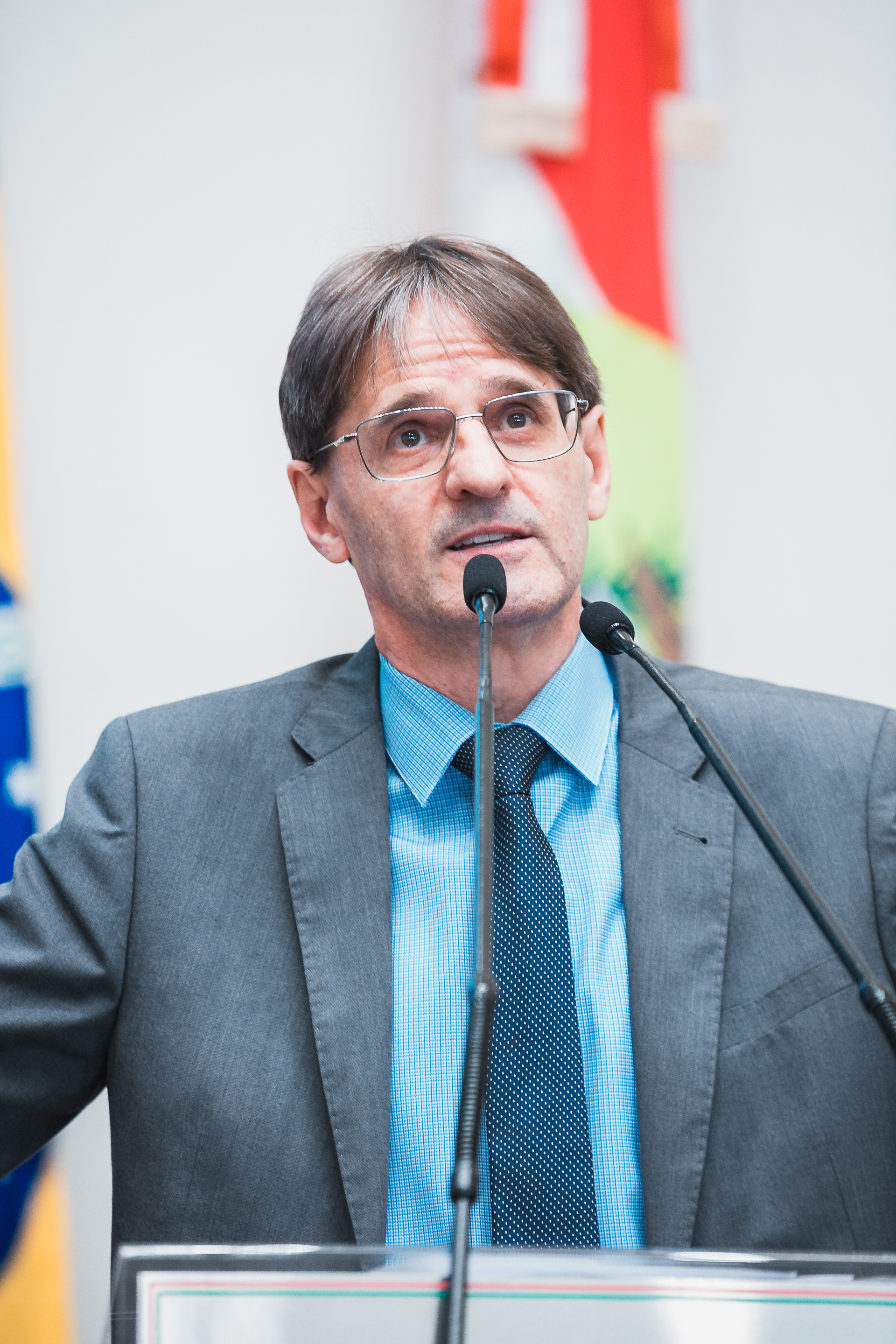 - Deputado Neodi Saretta (PT)