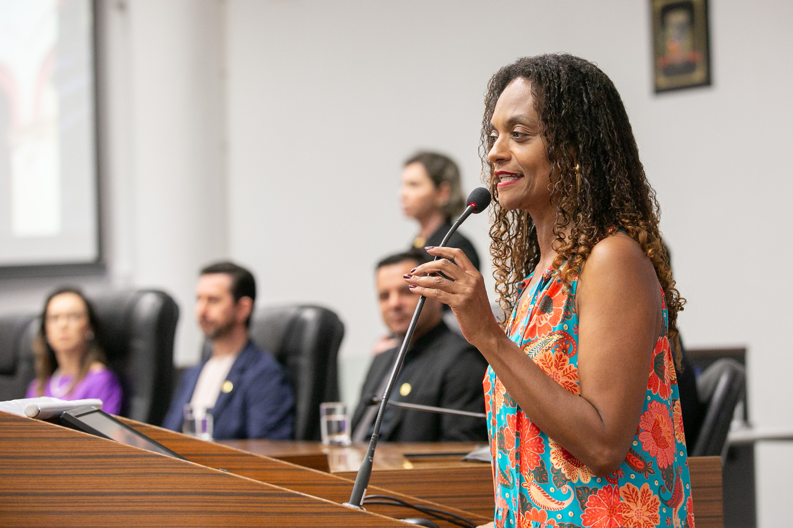 - Deputada Profº Vanessa Rosa (PT)