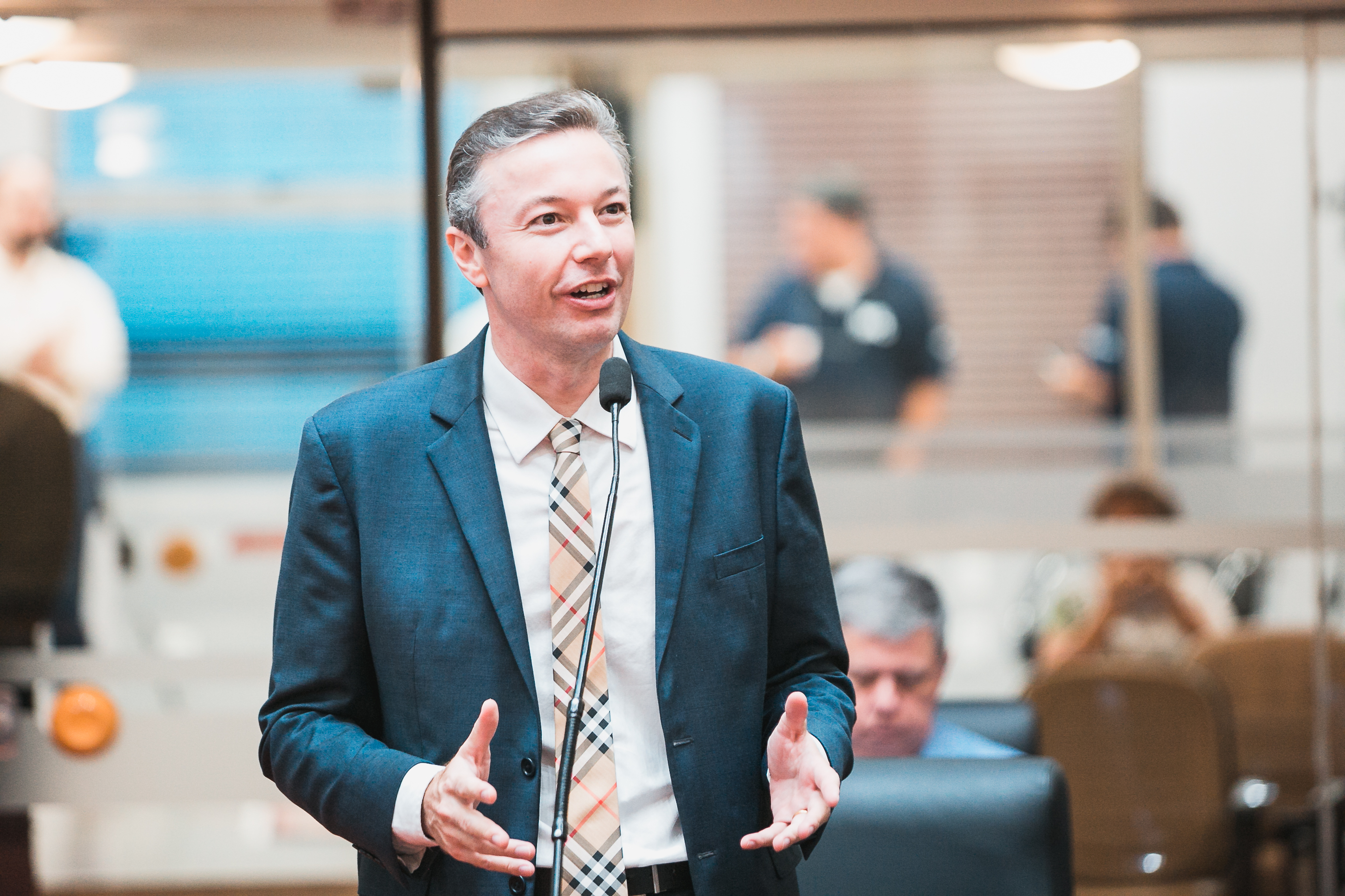 - Deputado Napoleão Bernardes (PSD)