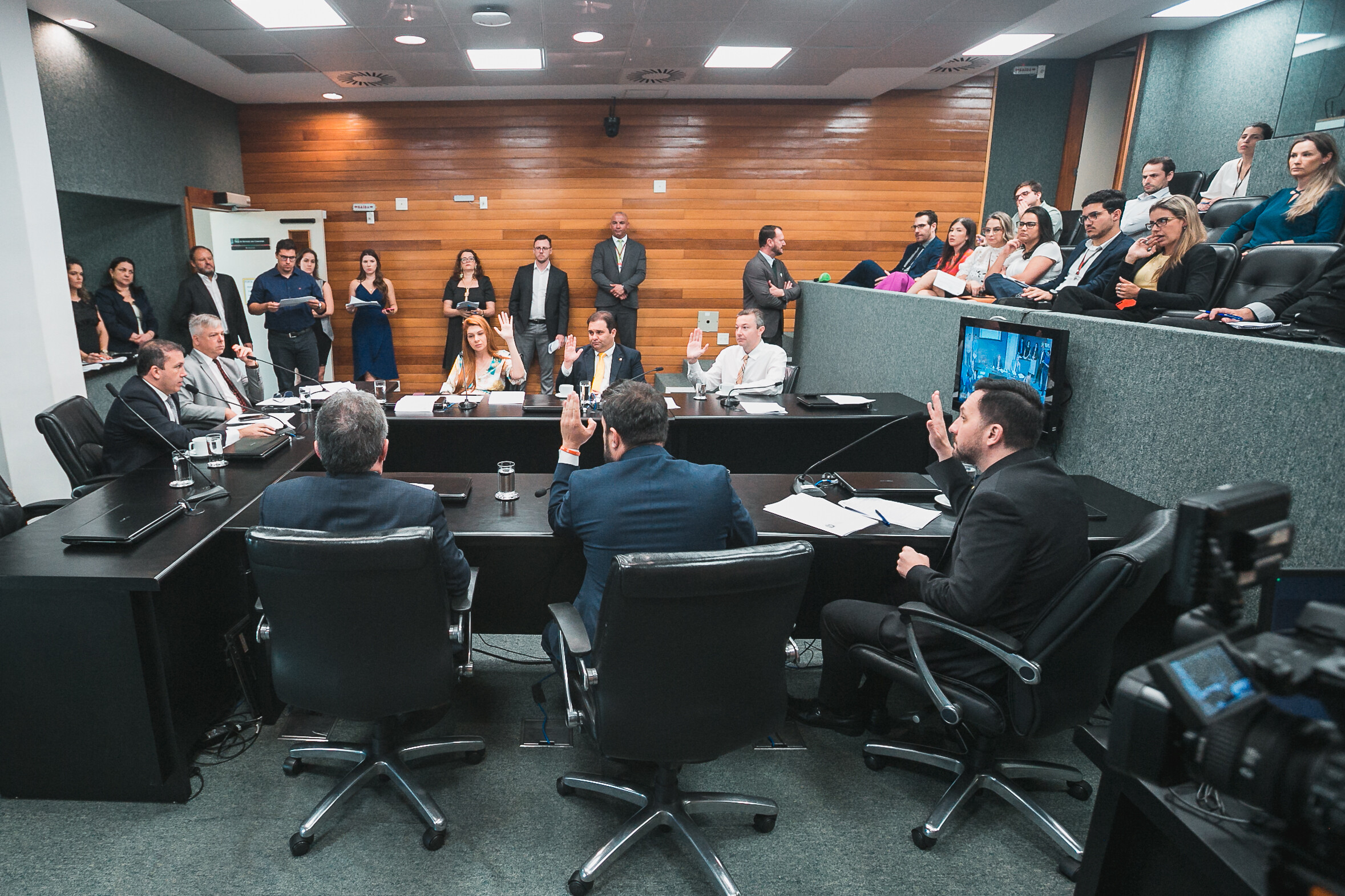 Reunião da Comissão de Constituição e Justiça, realizada na manhã desta terça-feira (21)
