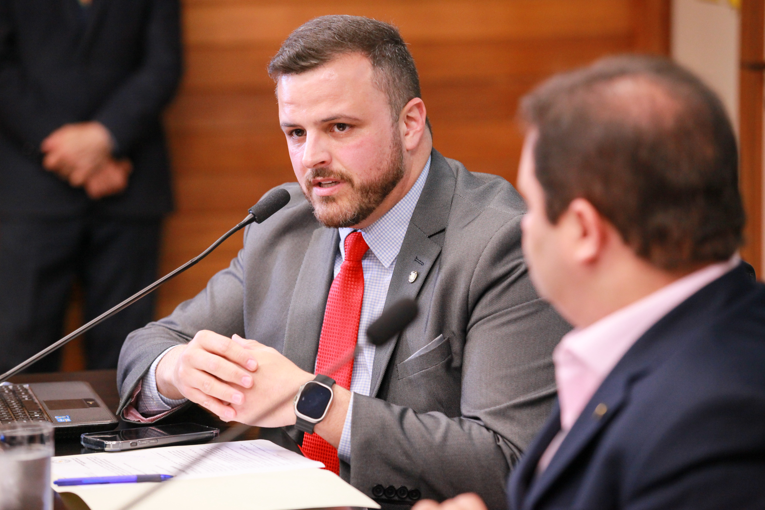 - Deputado Lucas Neves (Podemos)