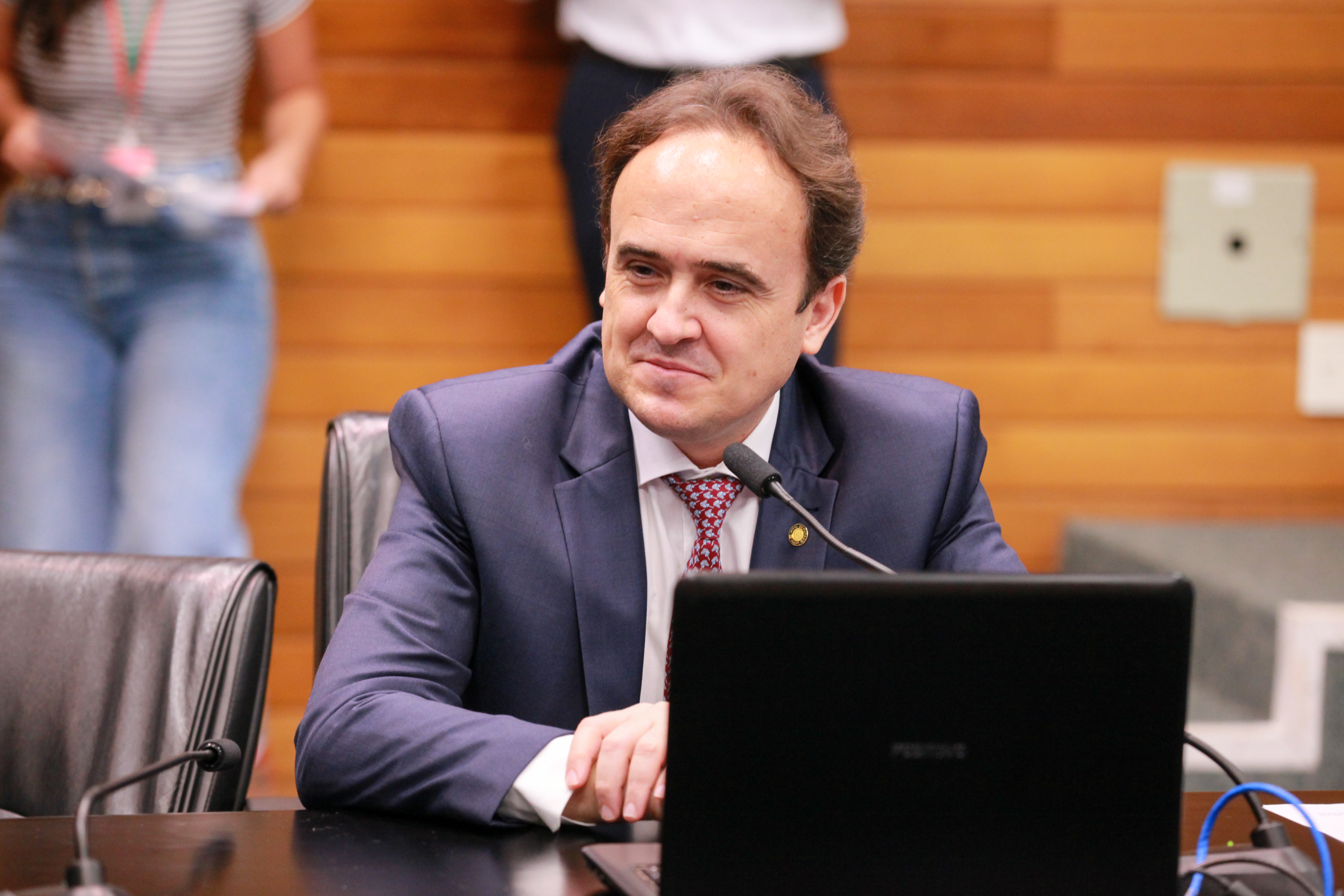 - Deputado Carlos Humberto (PL)