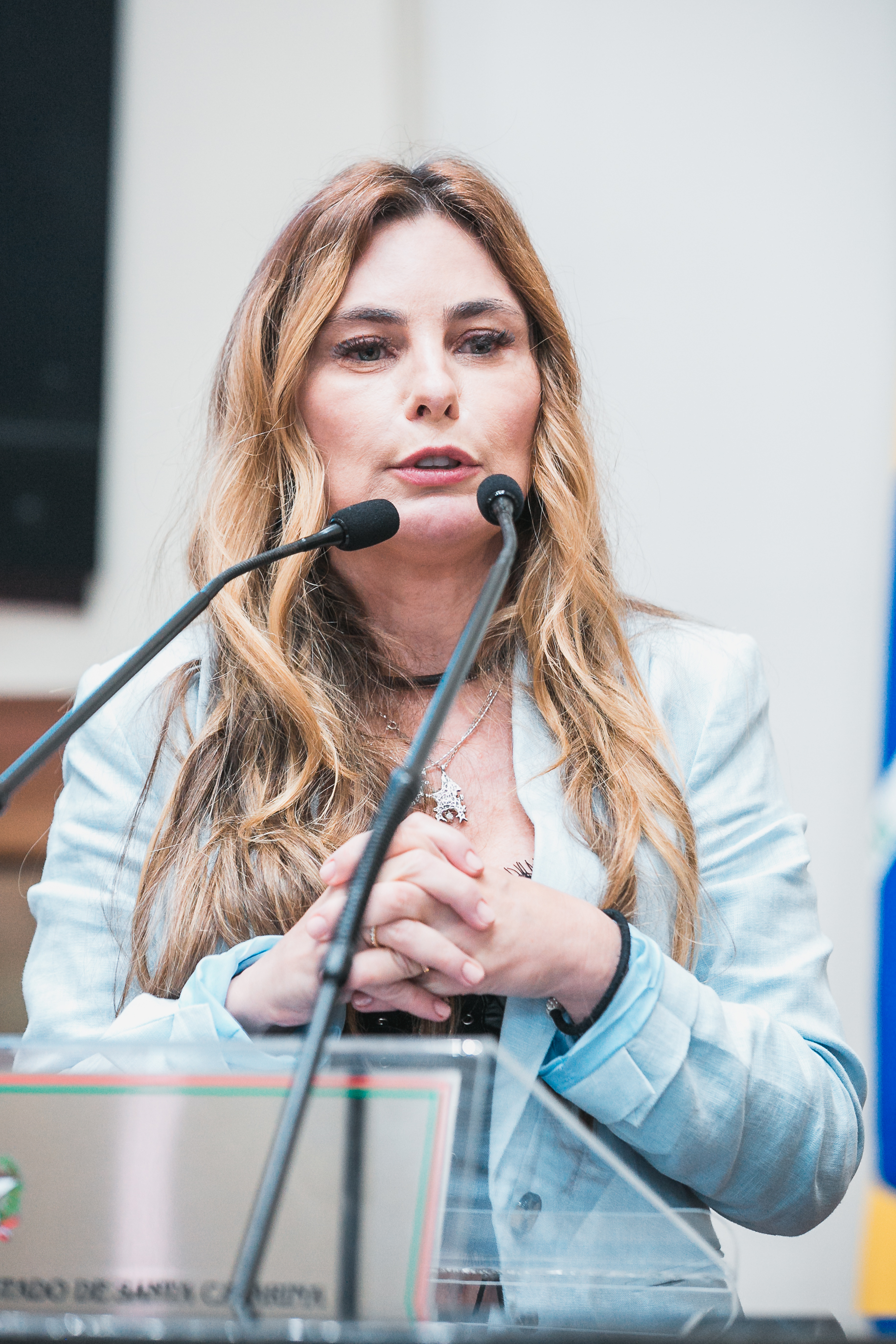 - Deputada Paulinha (Podemos)