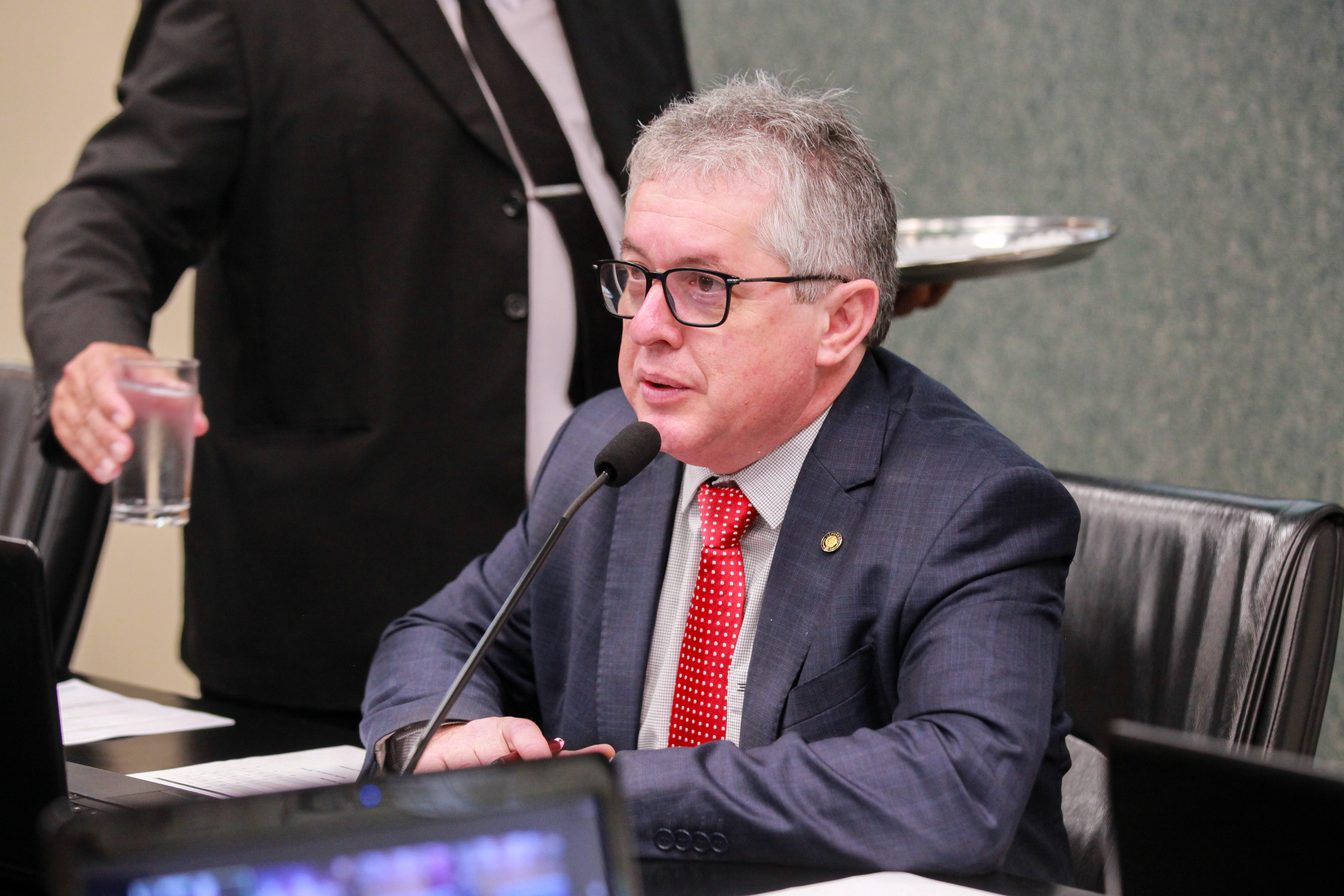- Deputado Tiago Zilli (MDB)