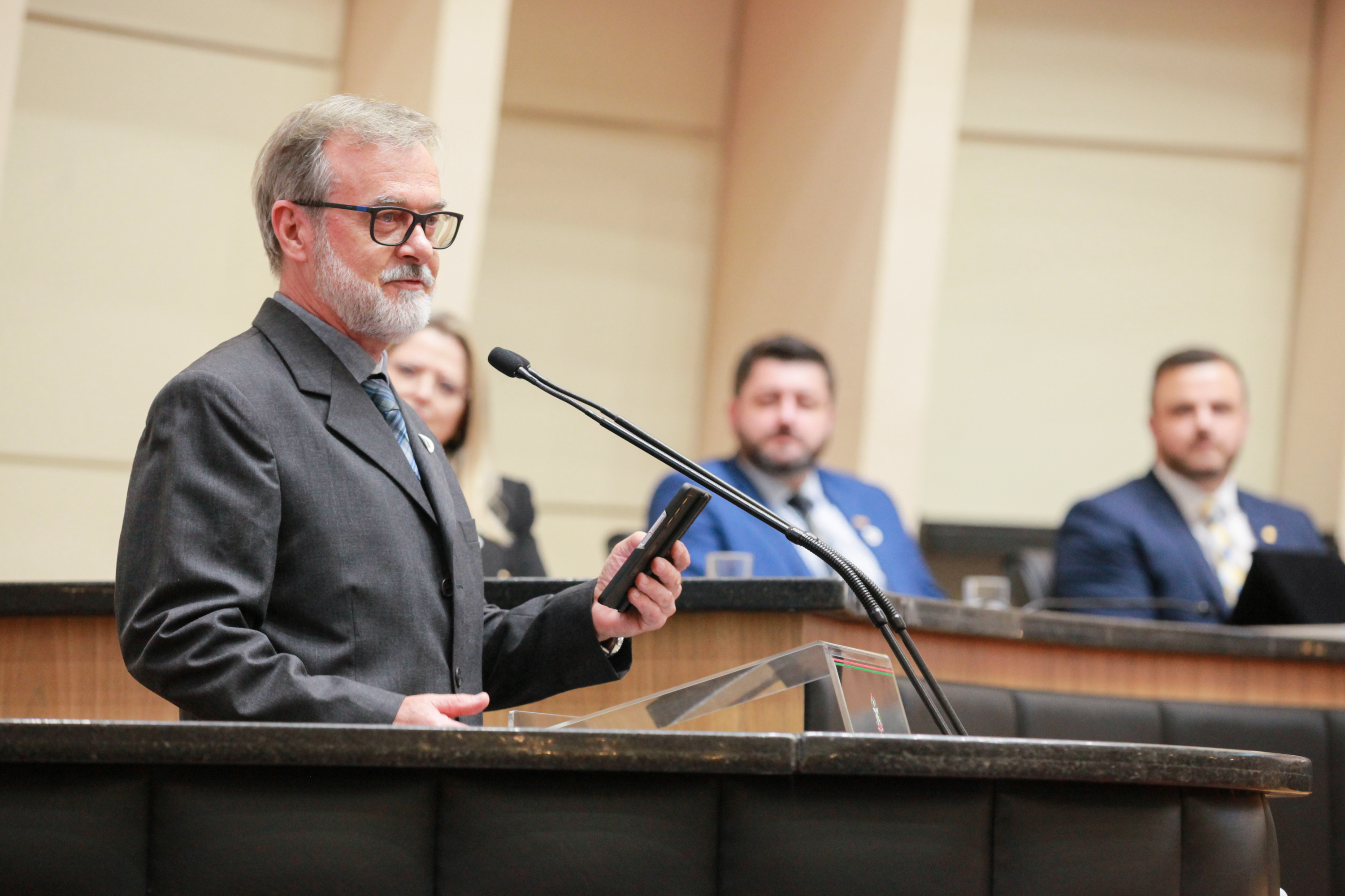Paulo Cezar Cassol- Professor