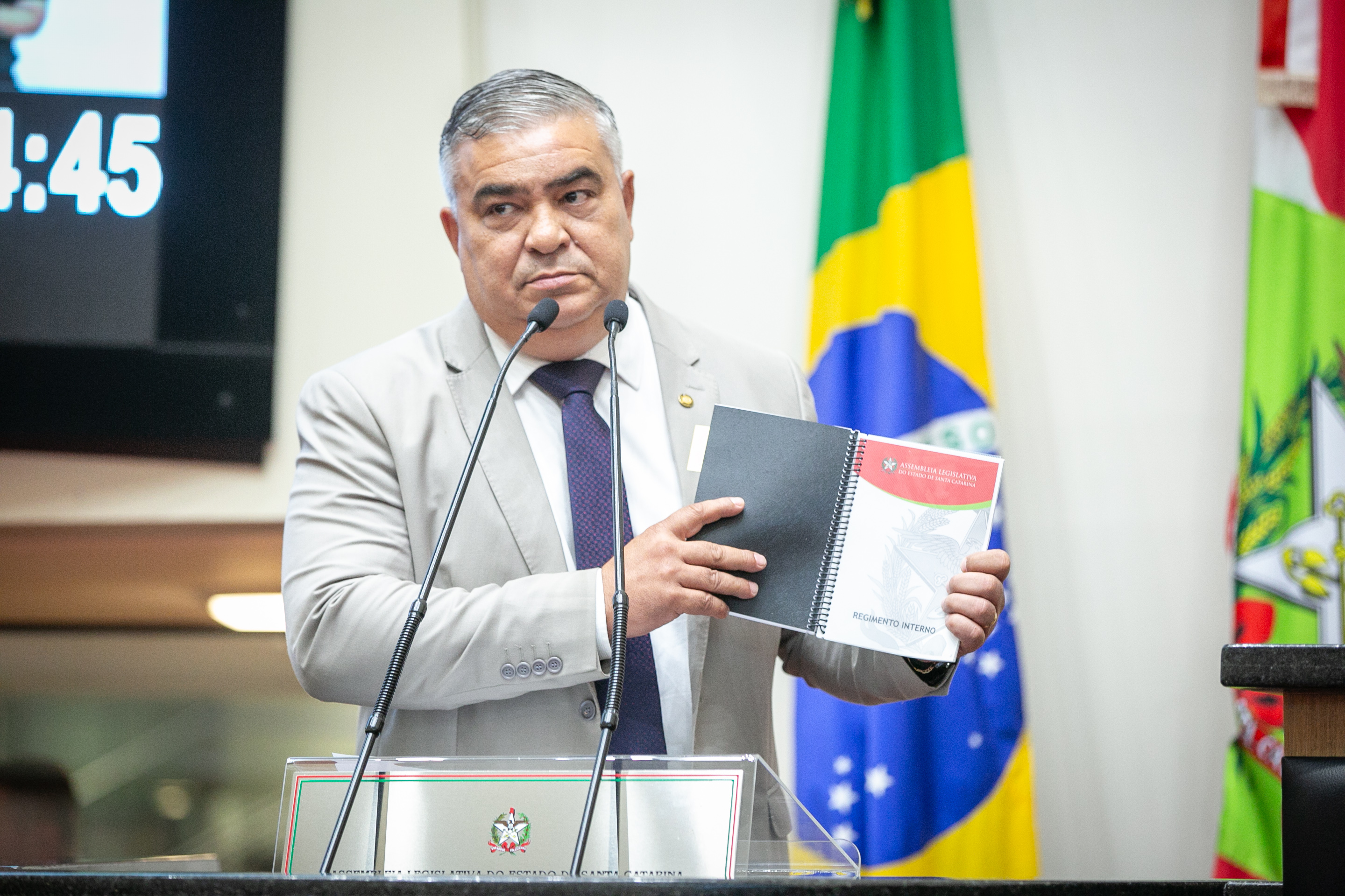 - Deputado Sargento Lima (PL)
