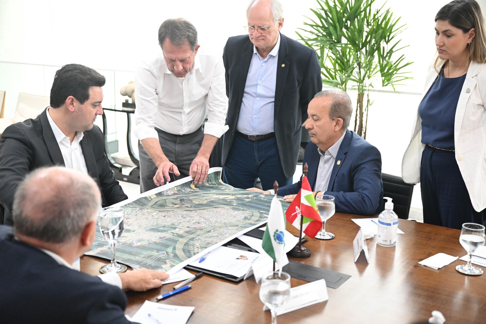 Deputado Dr Vicente, prefeitos e governadores de SC e PR