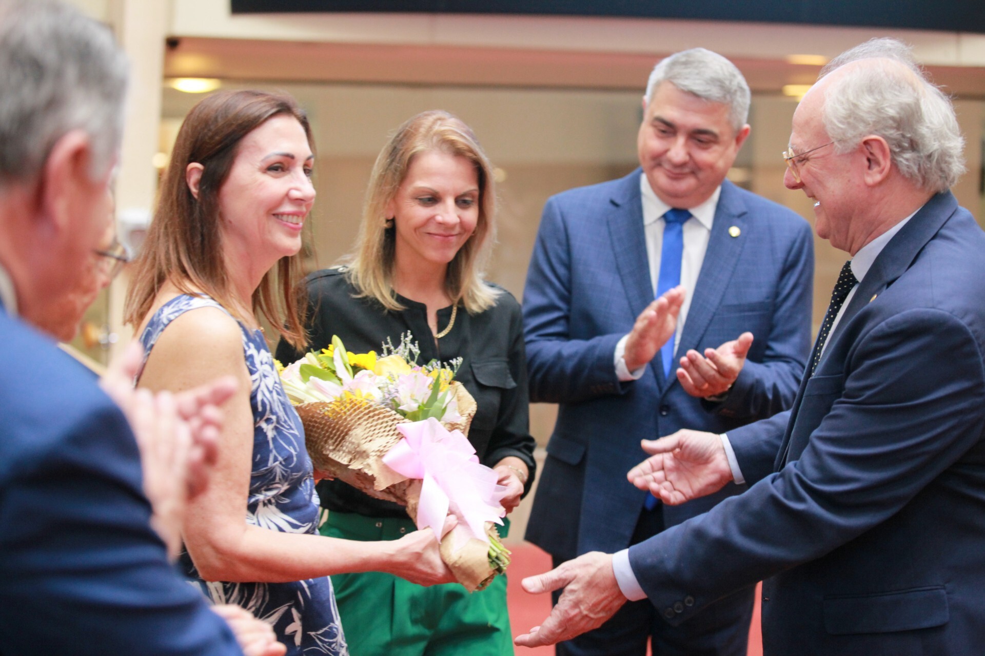 Deputado Dr Vicente e homenageados