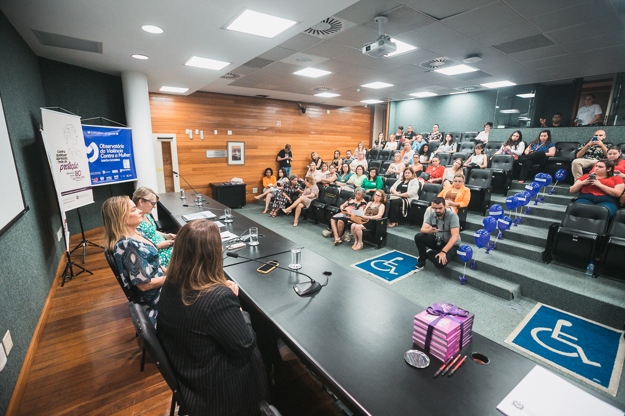 Seminário de Violência Política contra as Mulheres – Palestras