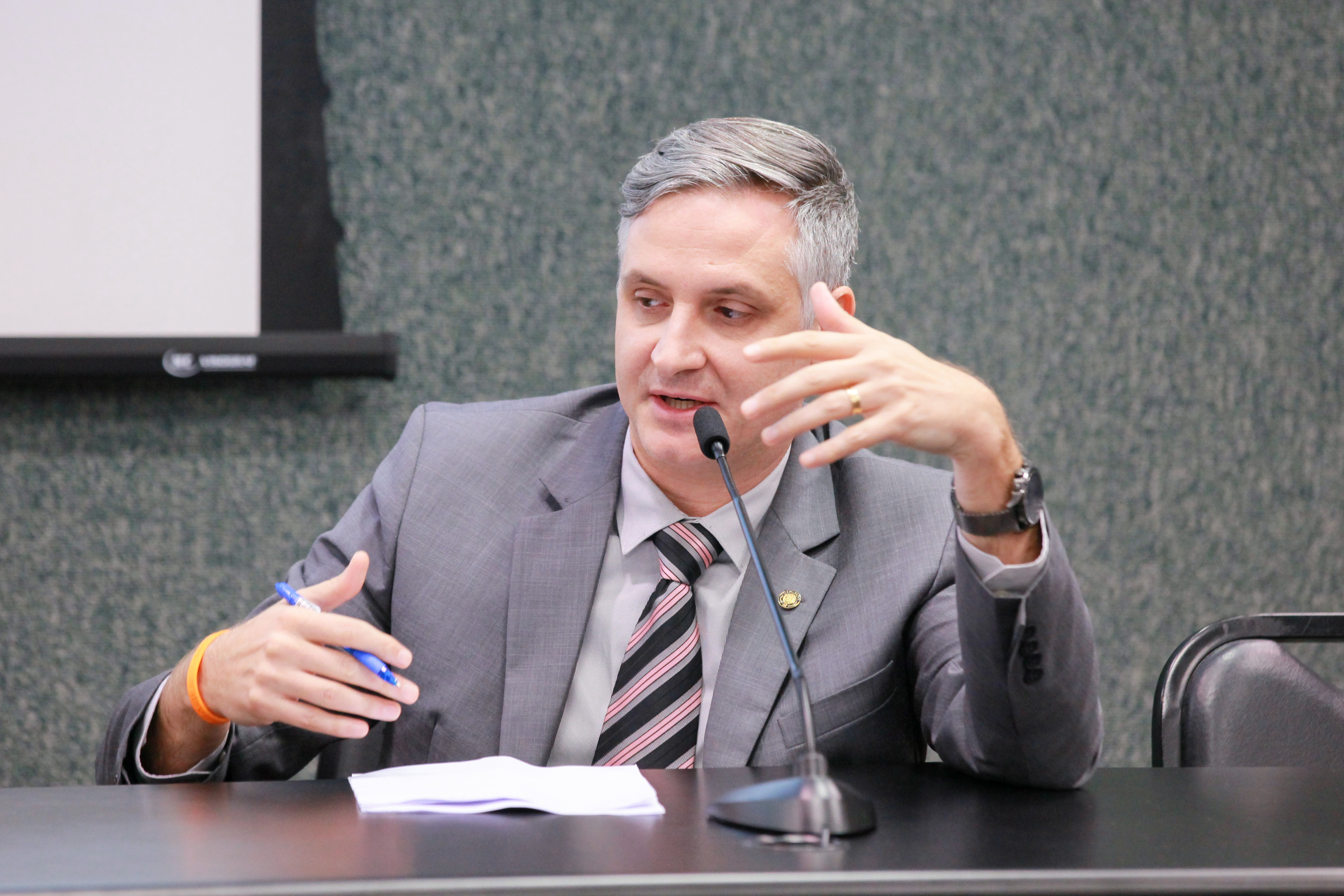 - Deputado Matheus Cadorin (NOVO)
