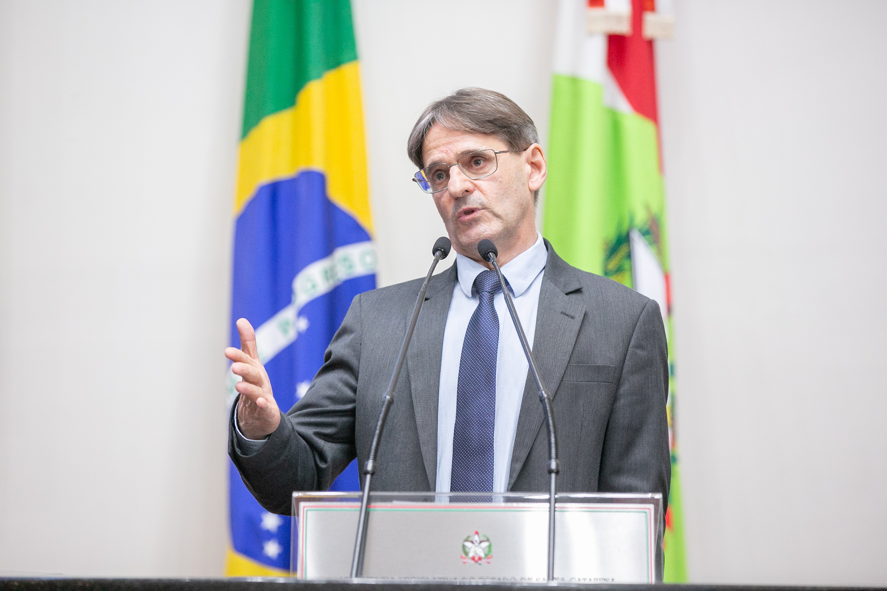 - Deputado Neodi Saretta (PT)