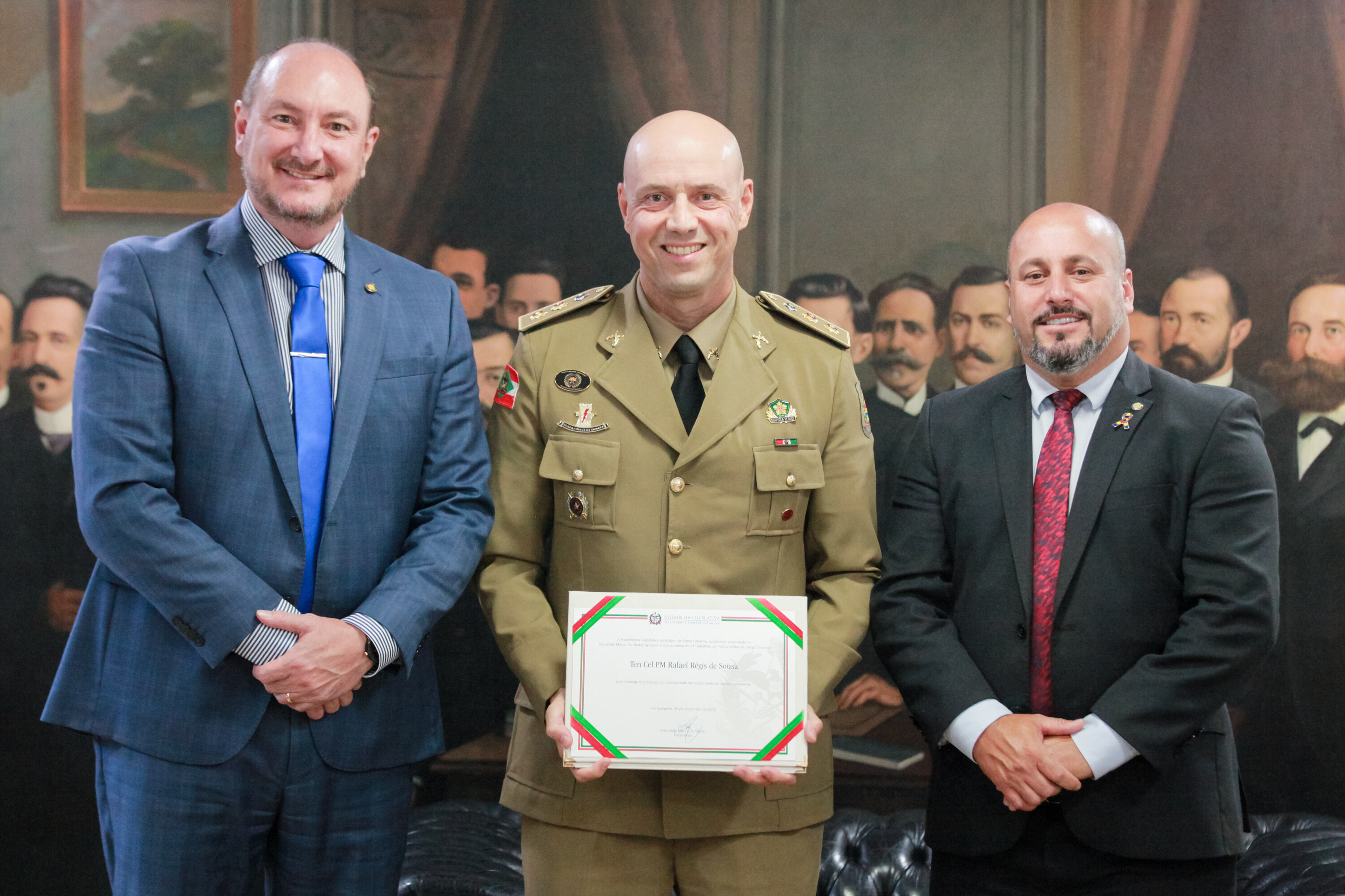 Deputado Mauro De Nadal, tenente-coronel Rafael Regis de Souza e vereador João Paulo Ferreira, de Florianópolis