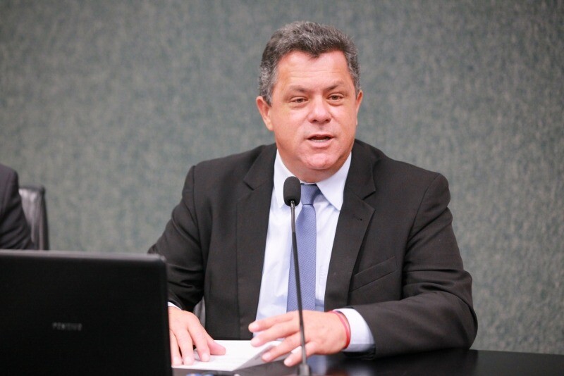 Foto : Deputado Ivan Naatz (PL): esforço conjunto em prol de Blumenau e região . ( Divulgação).