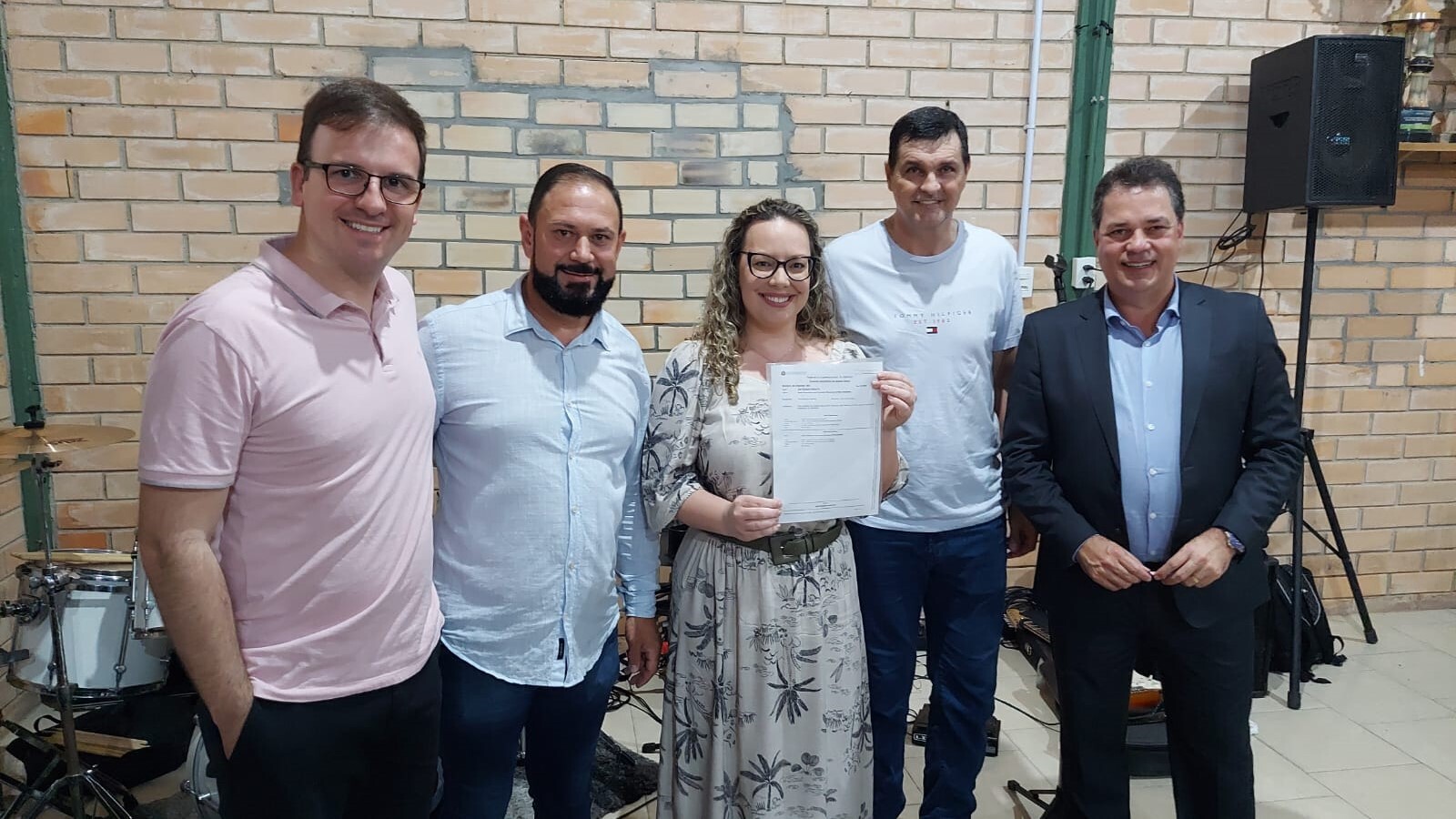 Deputado Rodrigo Minotto e lideranças de Morro da Fumaça
