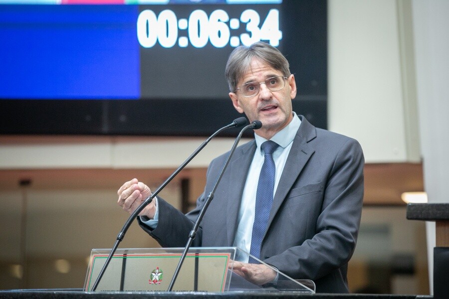 Deputado Neodi Saretta