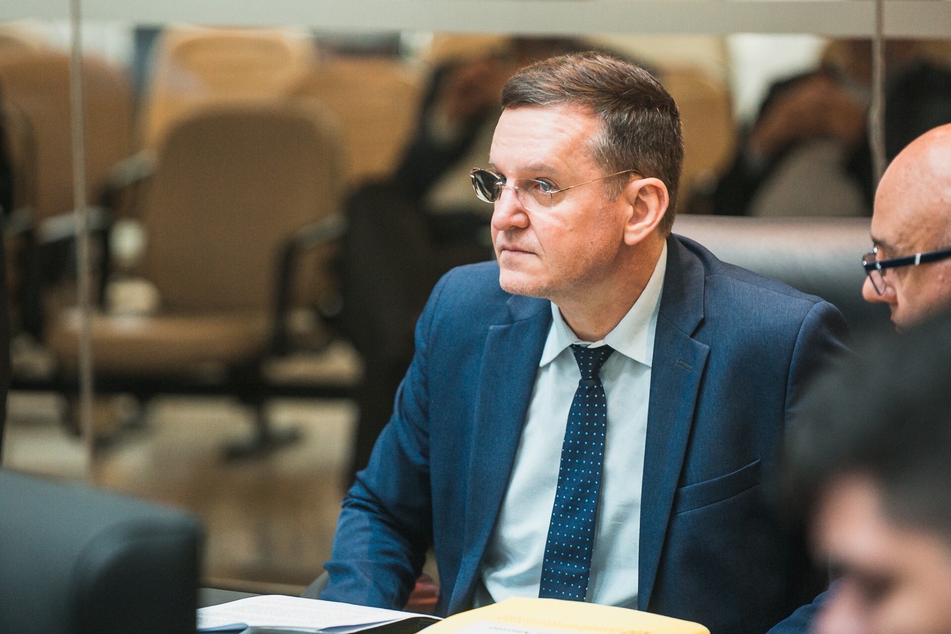 Deputado Miotto em reunião da Comissõ de Finanças