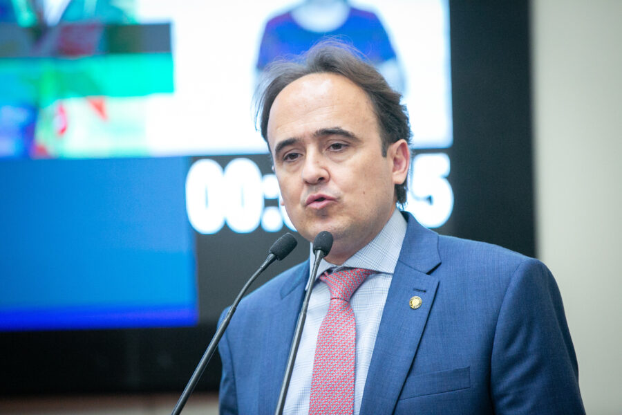 Deputado Carlos Humberto (PL) trouxe o assunto em tribuna na primeira sessão ordinária do ano na Alesc.