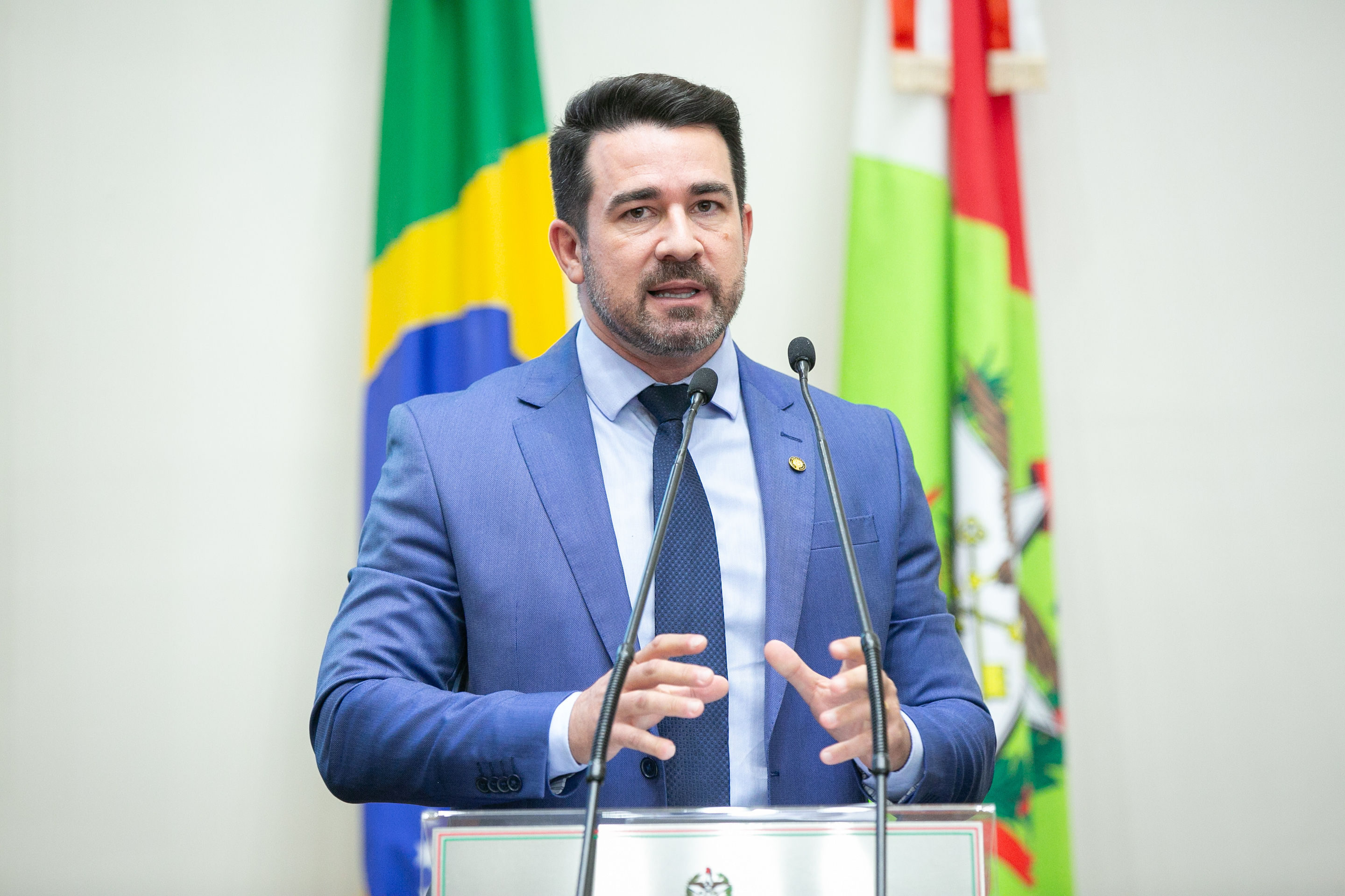 - Deputado Daniel Cândido (Podemos)