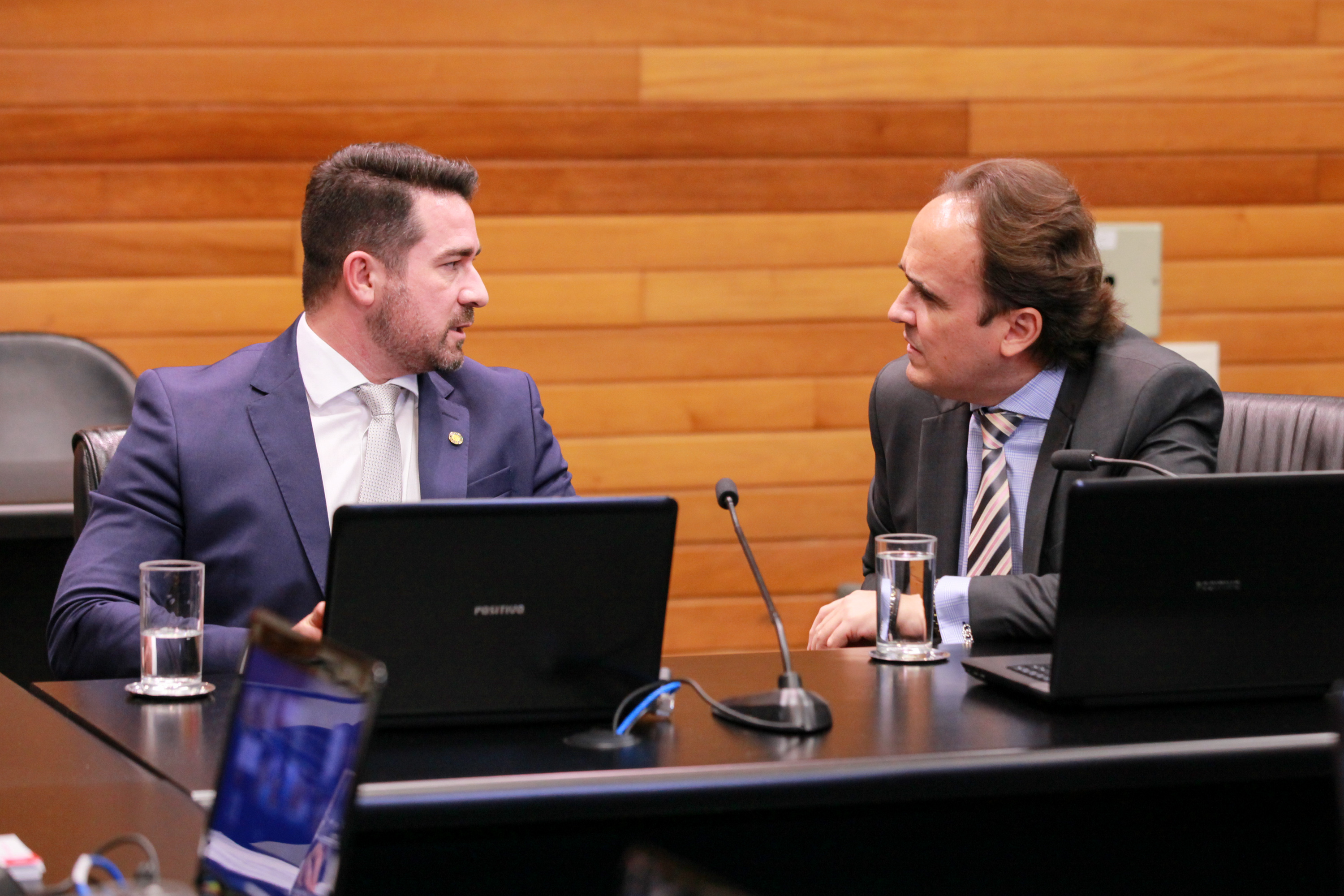 - Deputado Daniel Cândido (Podemos) - Deputado Carlos Humberto (PL)
