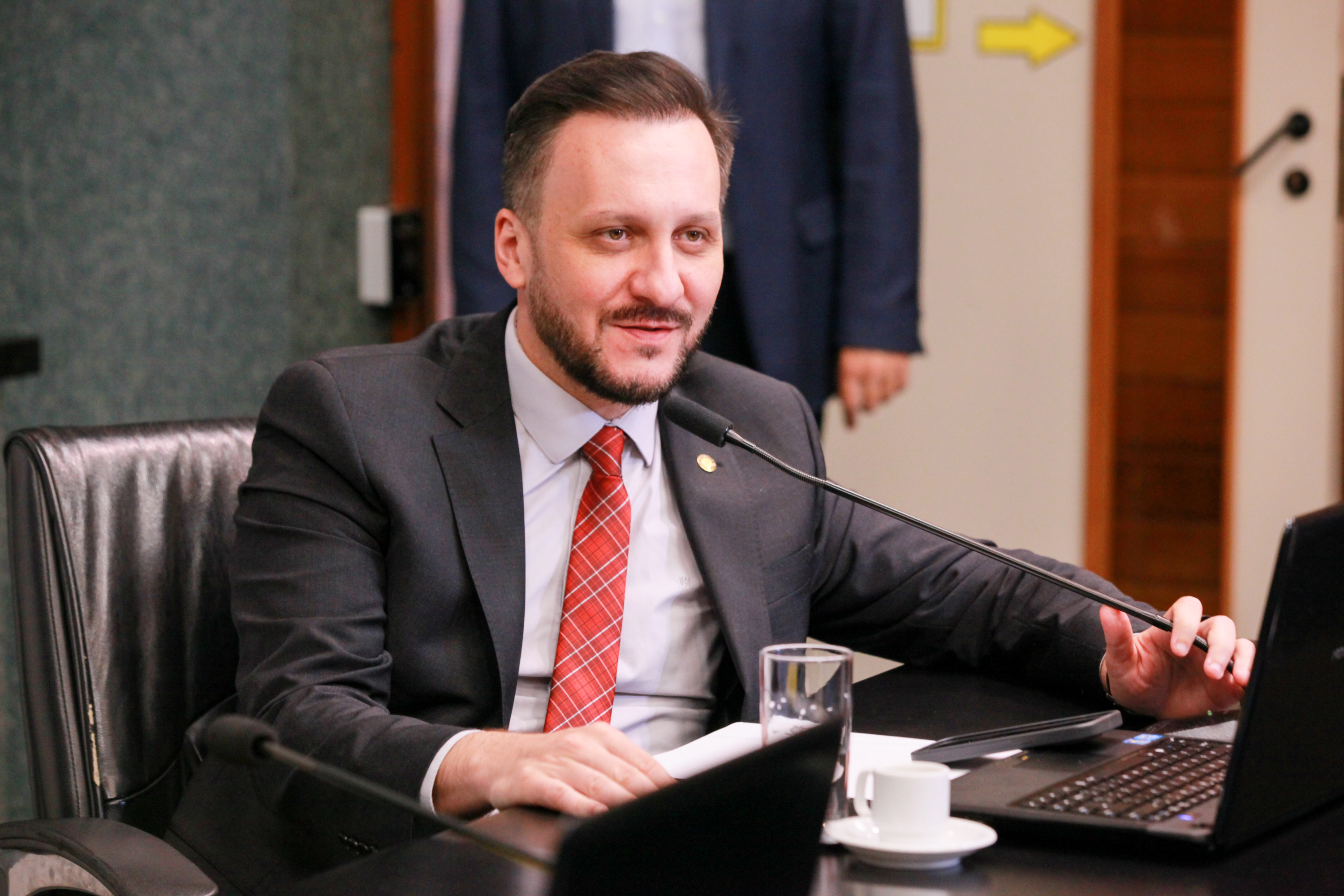 - Deputado Pepê Collaço (PP)