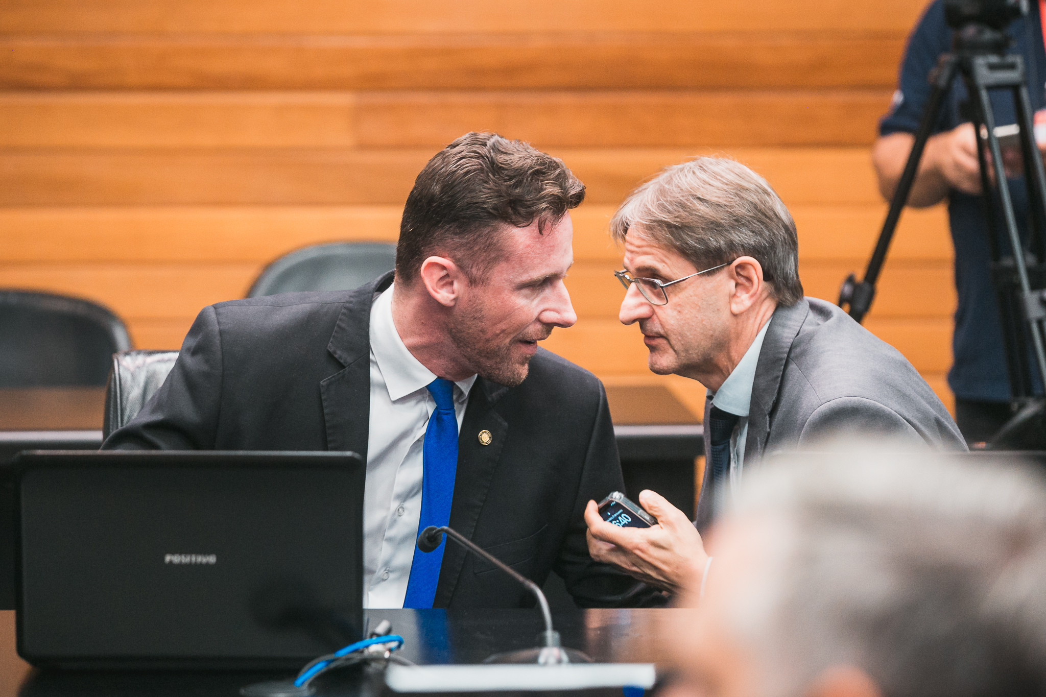 - Deputado Fernando Krelling (MDB) 	 - Deputado Neodi Saretta (PT)