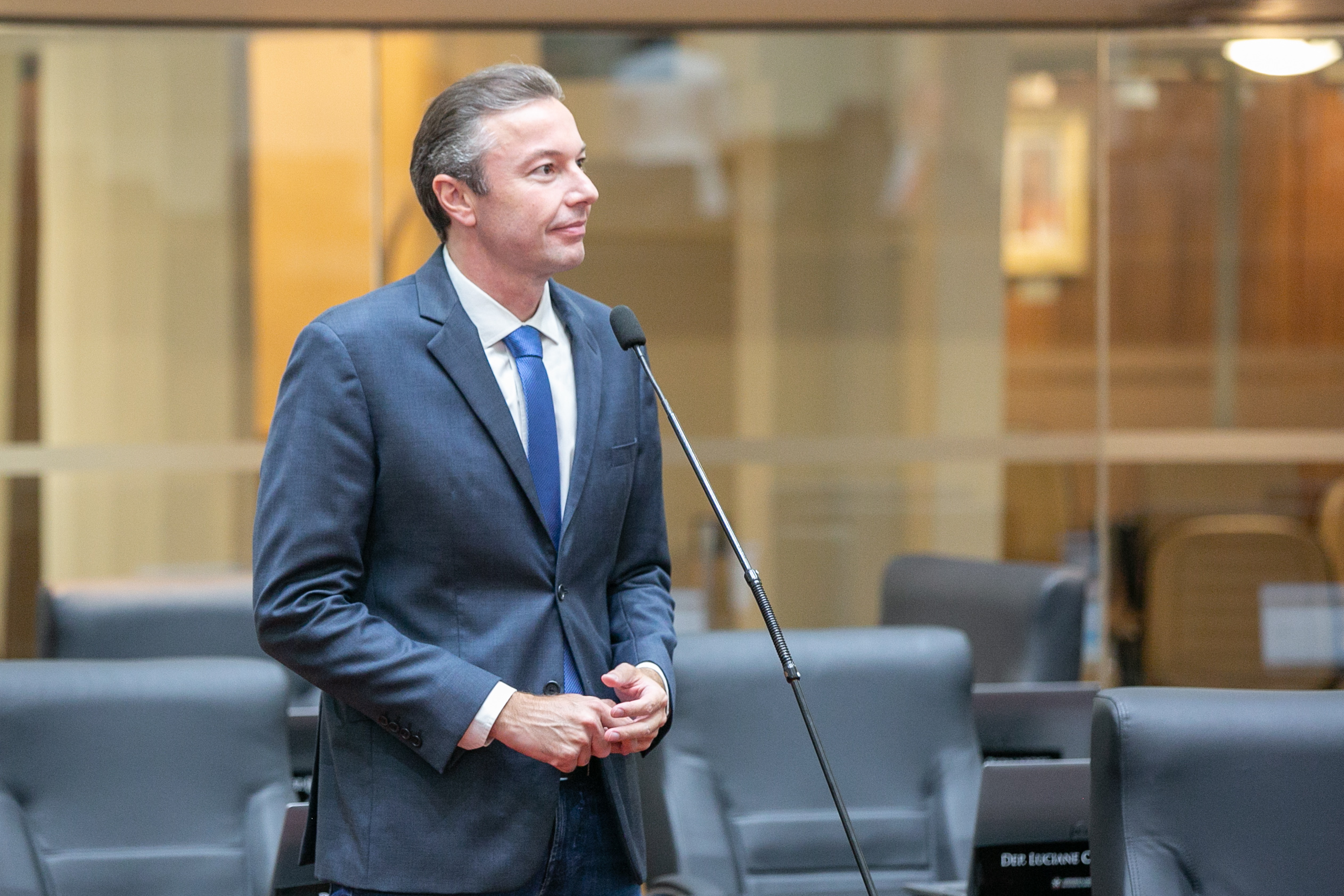 - Deputado Napoleão Bernardes (PSD)