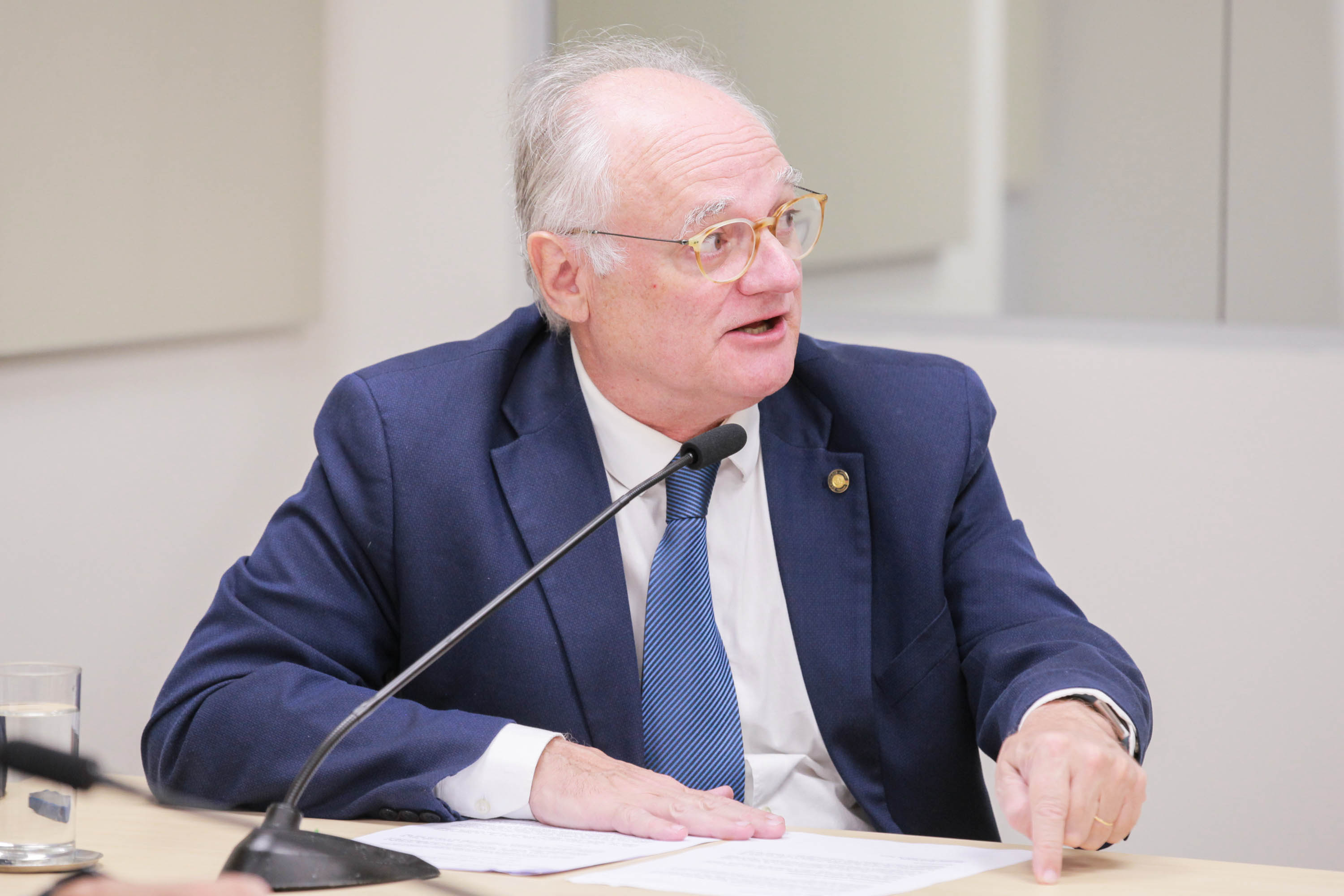 - Deputado Dr. Vicente Caropreso (PSDB)