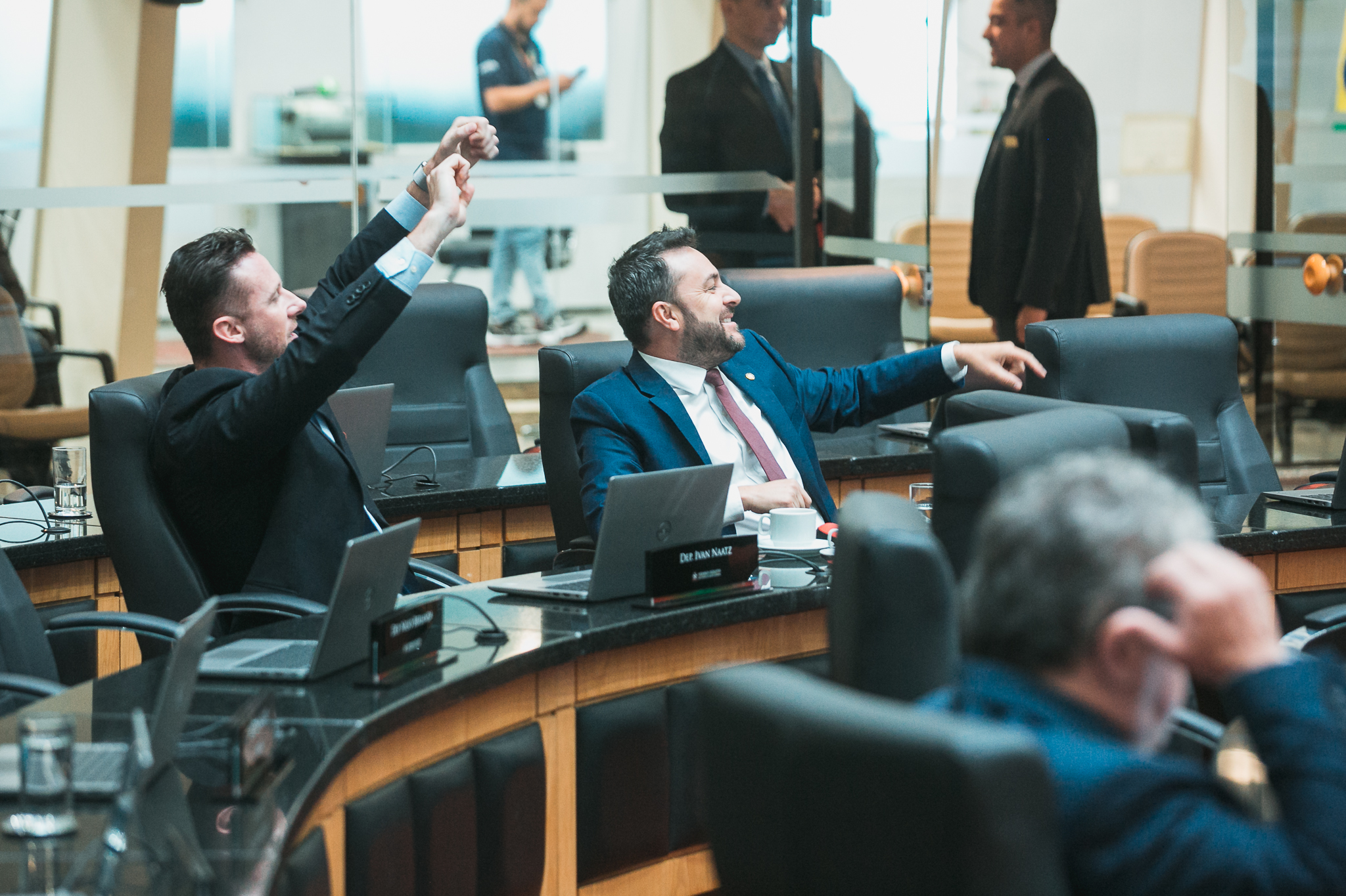- Deputado Fernando Krelling (MDB)- Deputado Marcius Machado (PL)