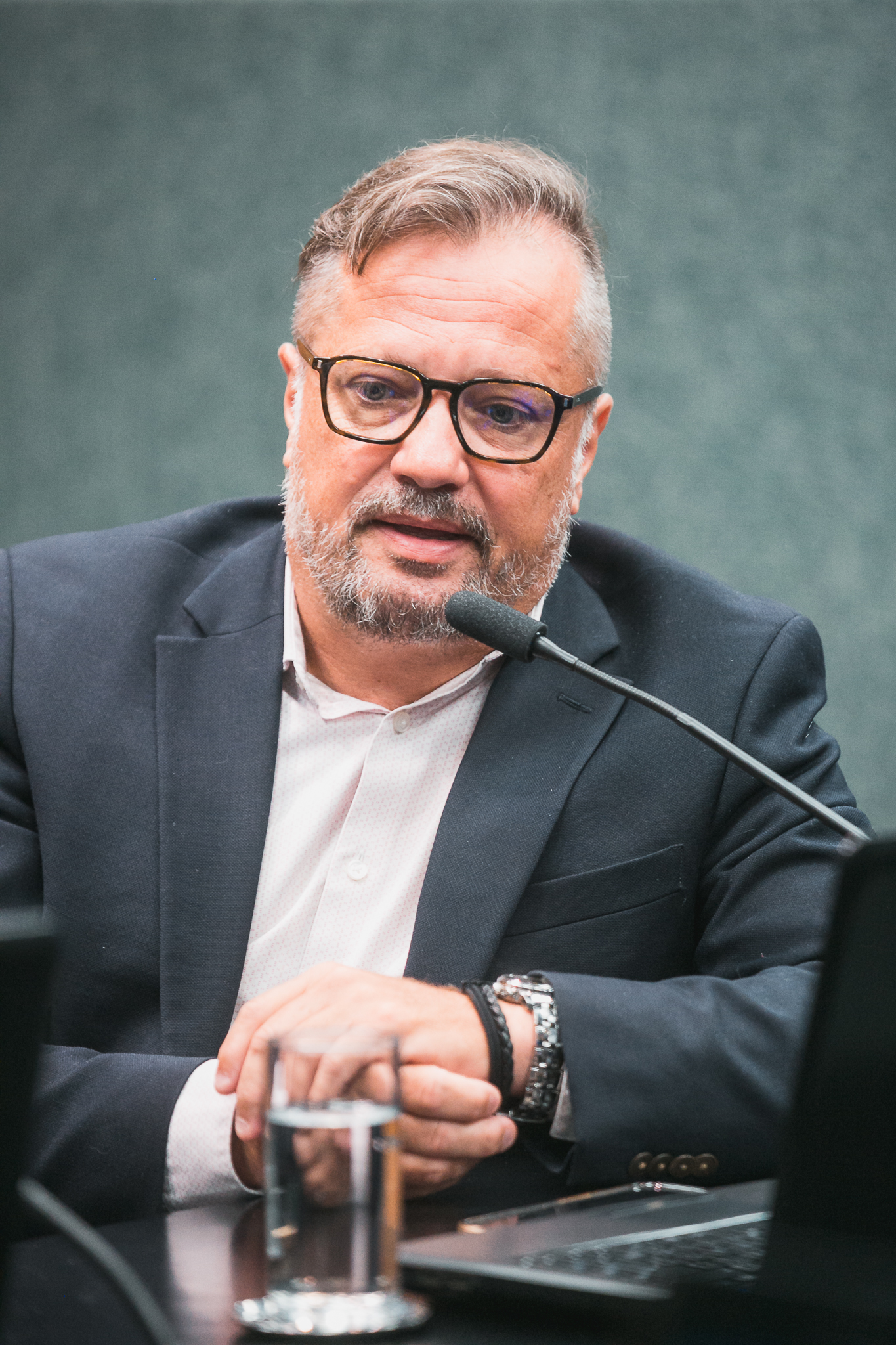 -Rodrigo Titericz
Chefe de Gabinete na Secretaria de Estado da Articulação Internacional de Santa Catarina