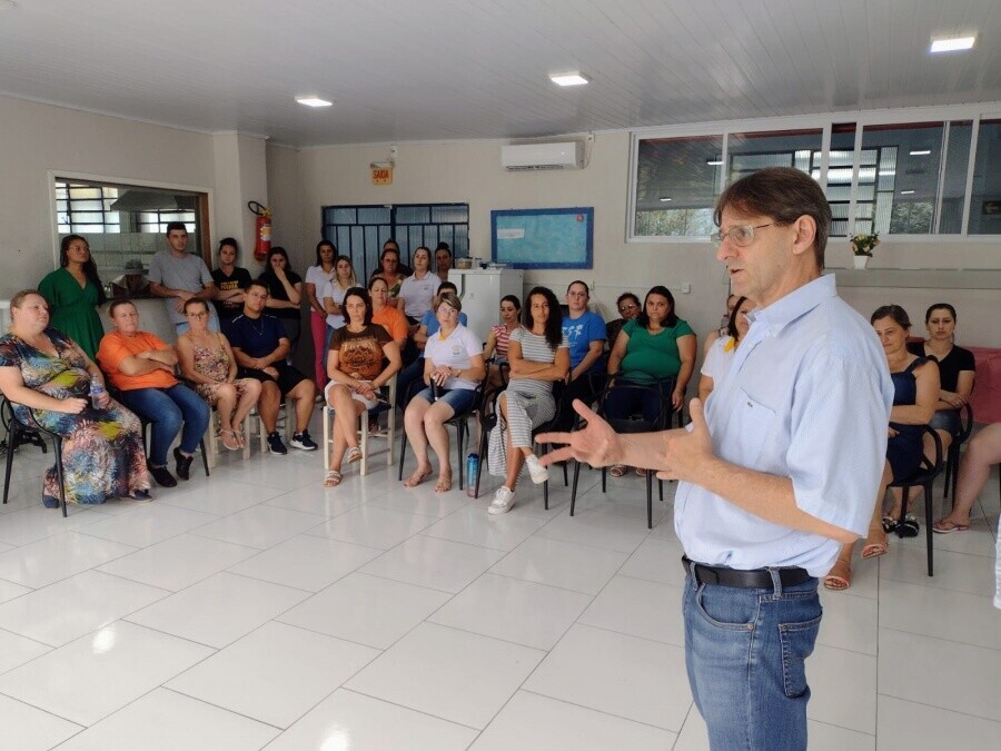 Deputado Neodi Saretta na Apae de Concórdia