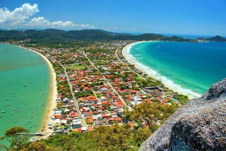 Cidade de Bombinhas faz parte da Rota Turística Costa Esmeralda. FOTO: Prefeitura Municipal de Bombinhas