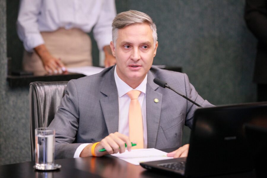 Deputado Matheus Cadorin