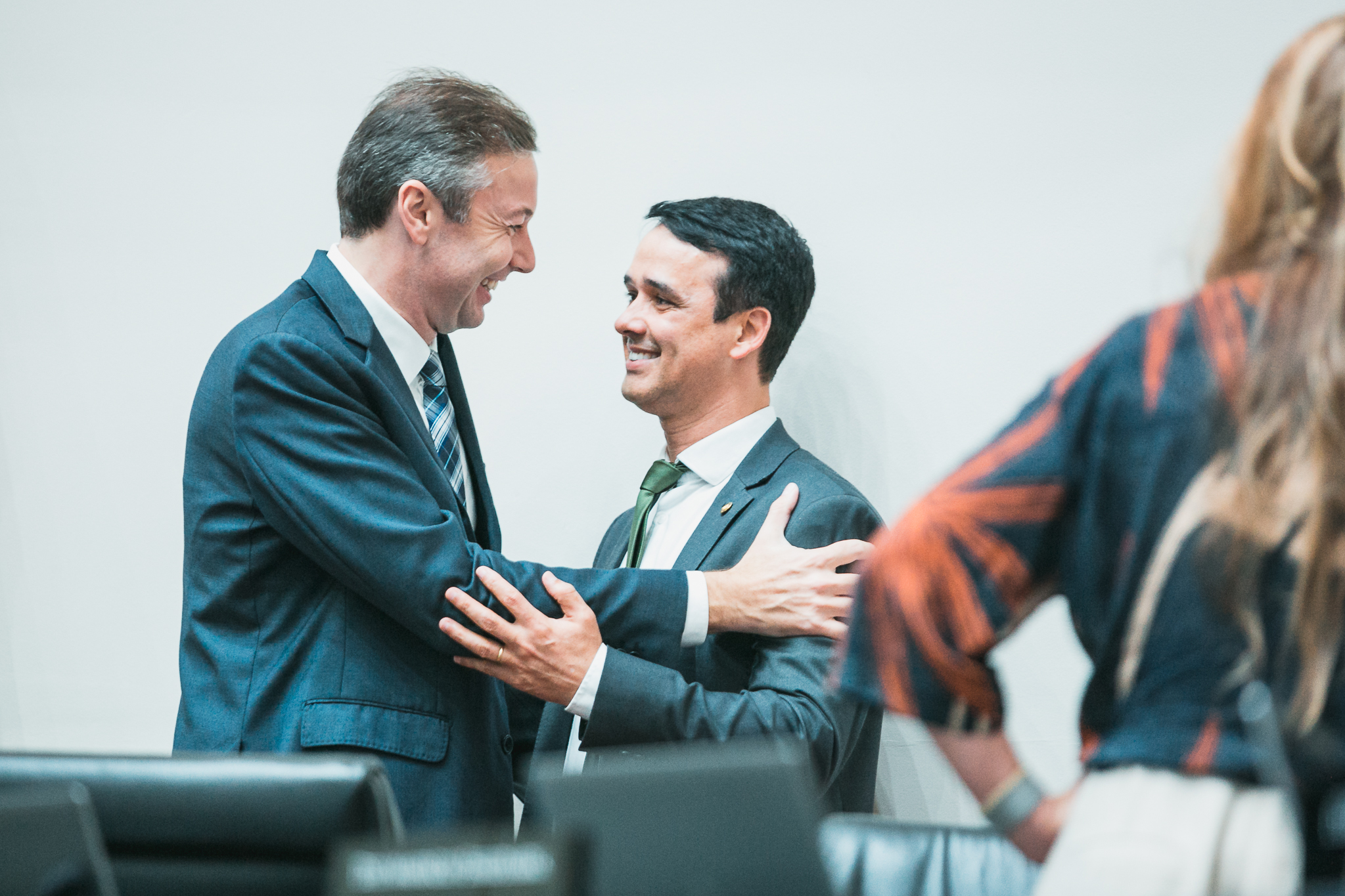 - Deputado Napoleão Bernardes (PSD) 	
- Deputado Marcos da Rosa (União)