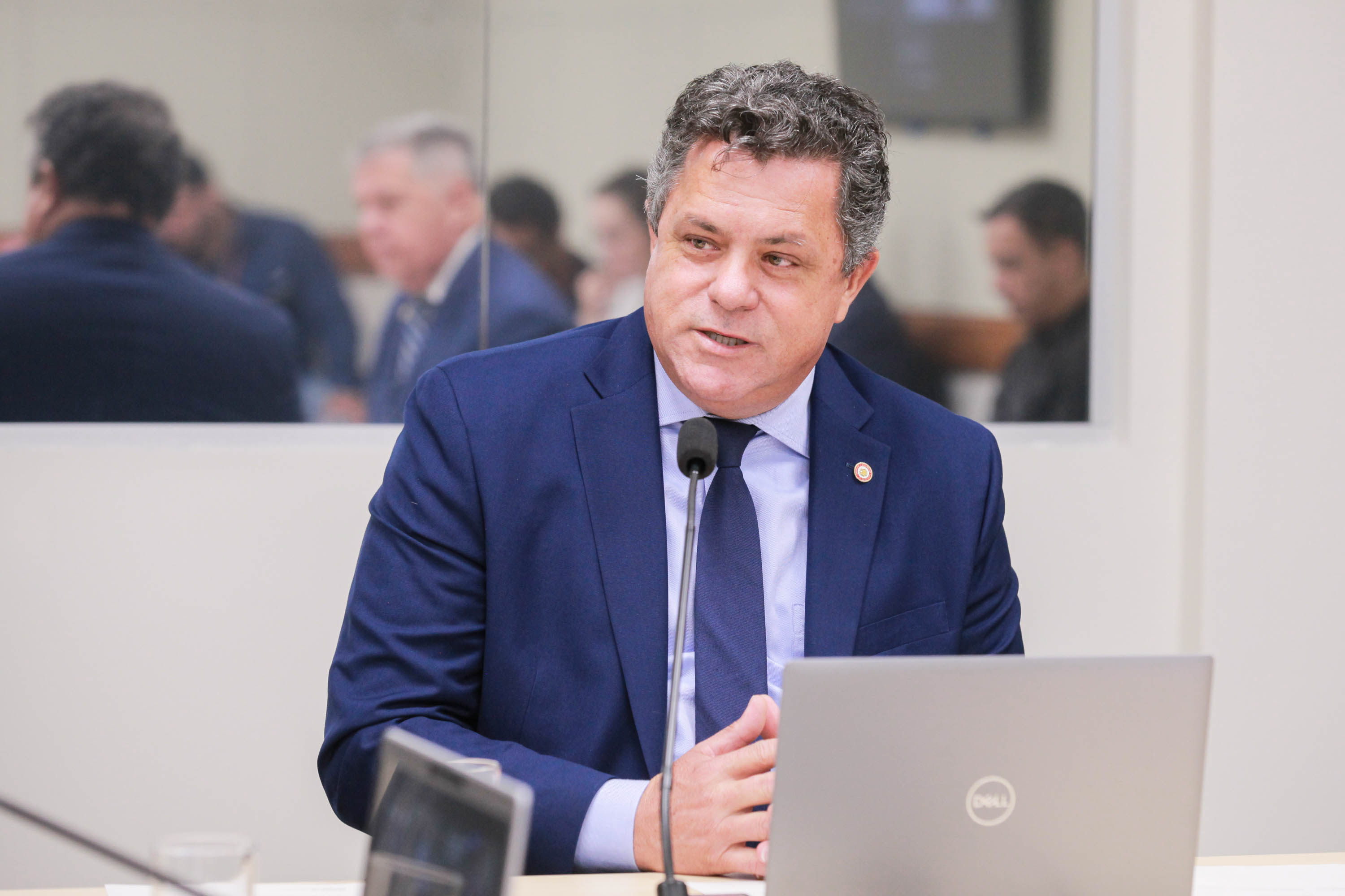 - Deputado Ivan Naatz (PL)