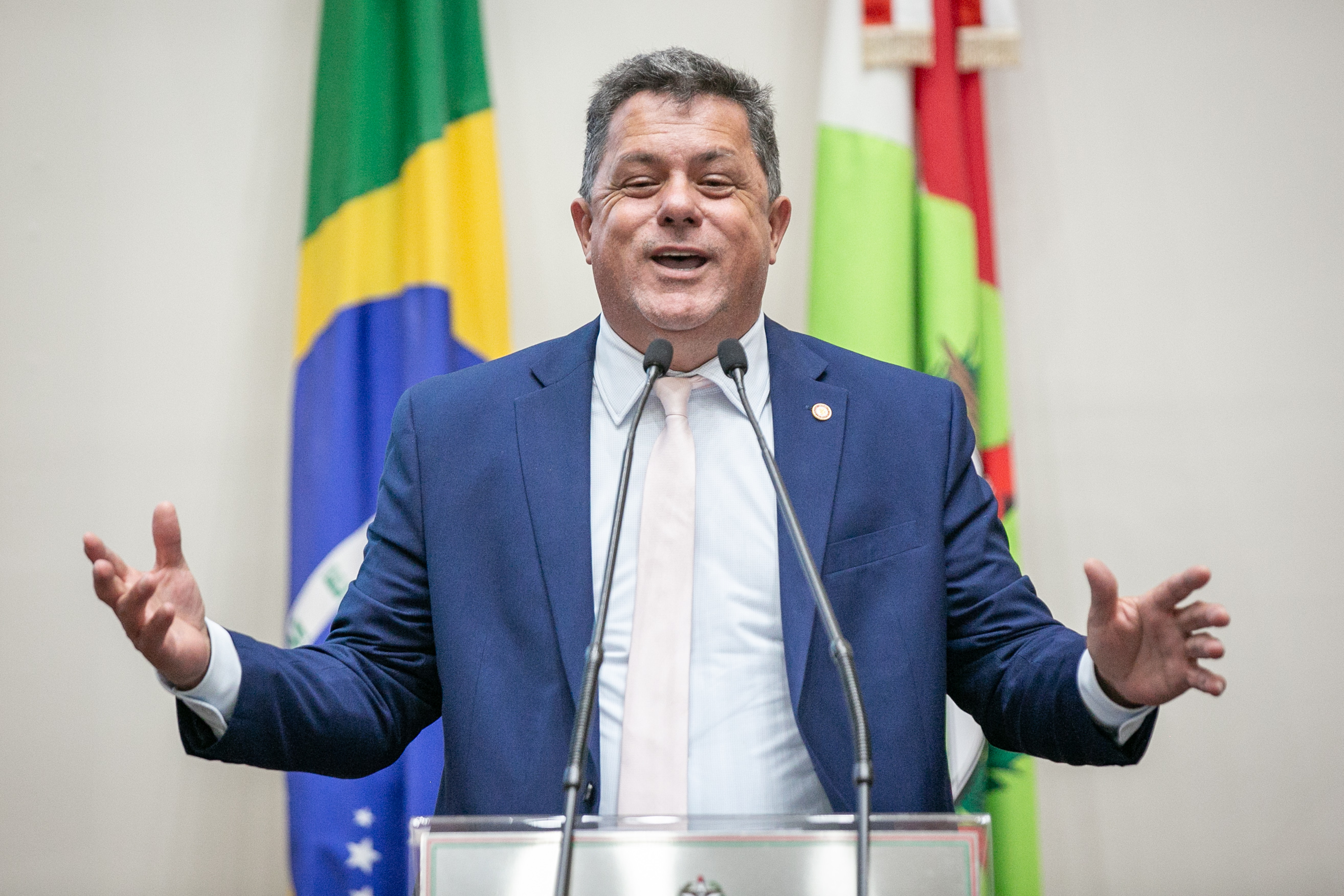 - Deputado Ivan Naatz (PL)